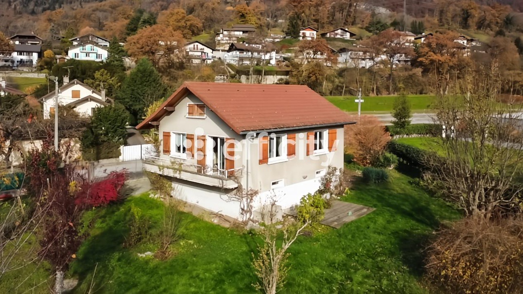 Achat immobilier Maison 4 pièces  70m2 à Cluses (74300) - Photo n°1