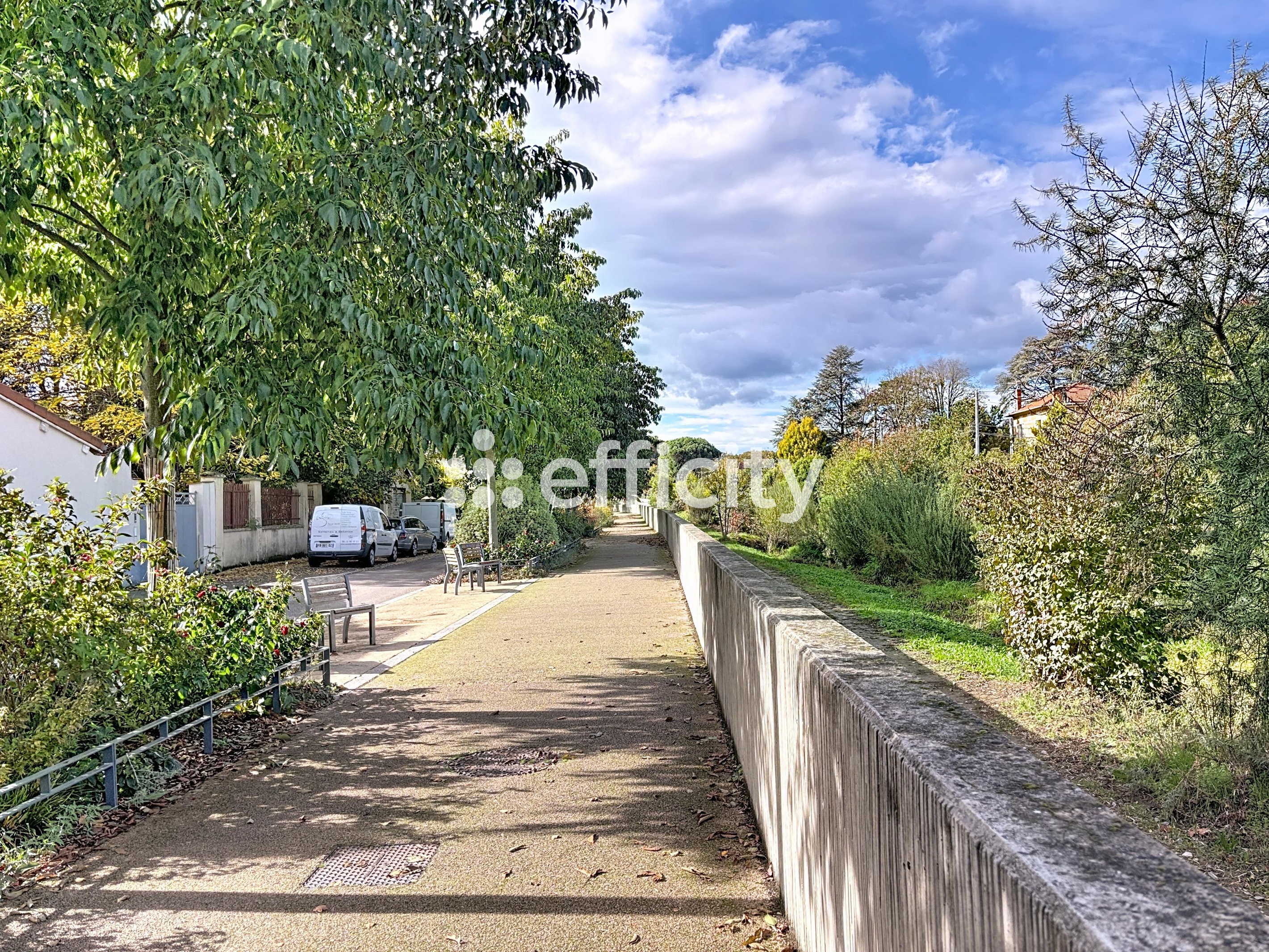 Achat immobilier Maison 5 pièces  112m2 à Oullins (69600) - Photo n°1