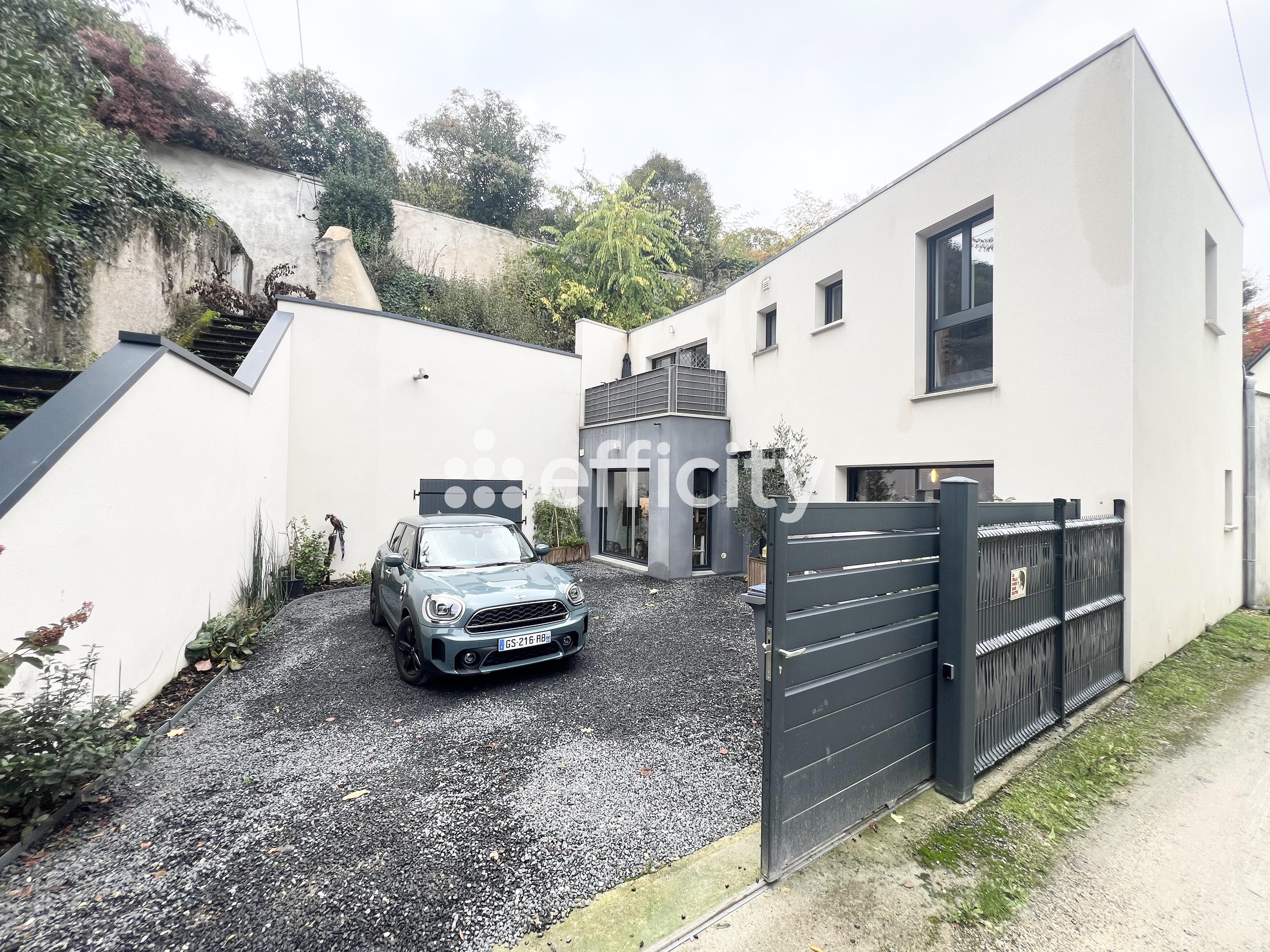 Achat immobilier Maison 5 pièces  107m2 à Tours (37100) - Photo n°1