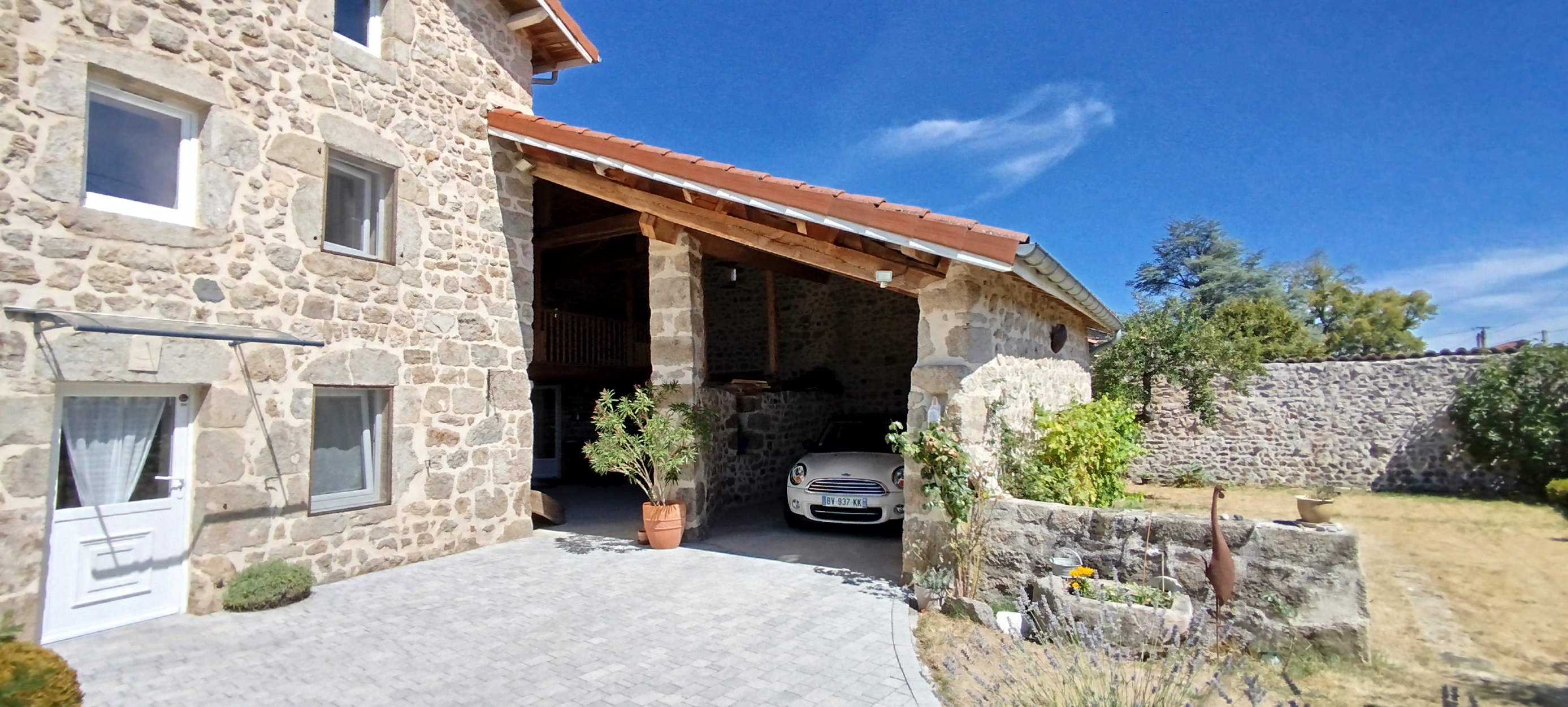 Achat immobilier Maison 6 pièces  170m2 à Usson-en-Forez (42550) - Photo n°4