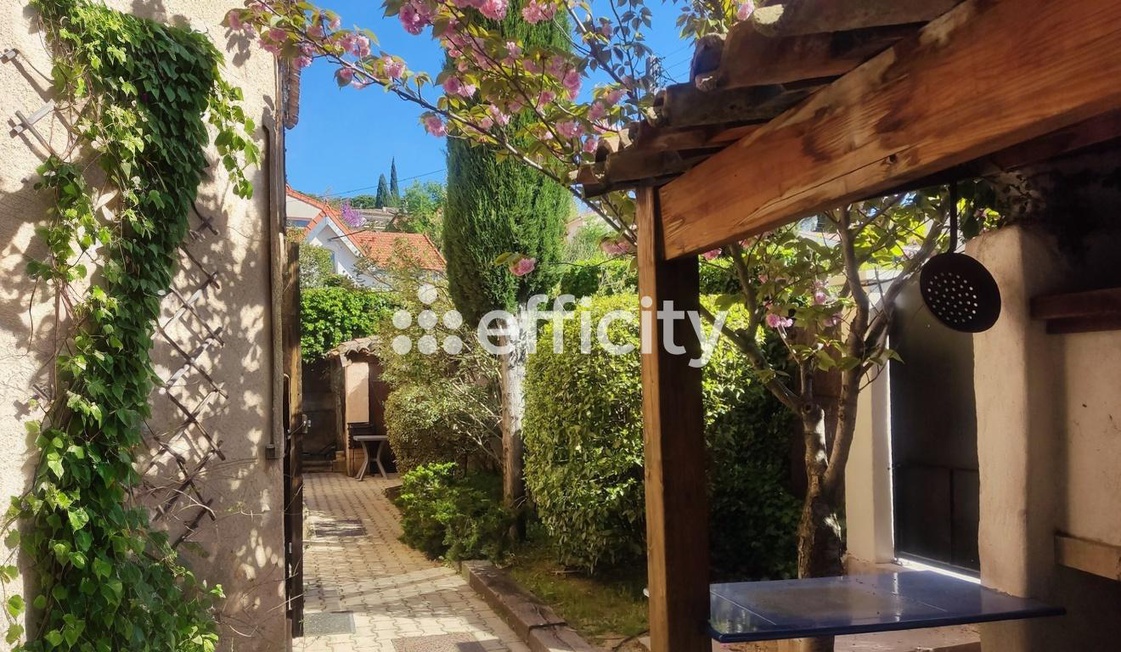 Achat immobilier Maison 6 pièces  205m2 à Aix-en-Provence (13090) - Photo n°16