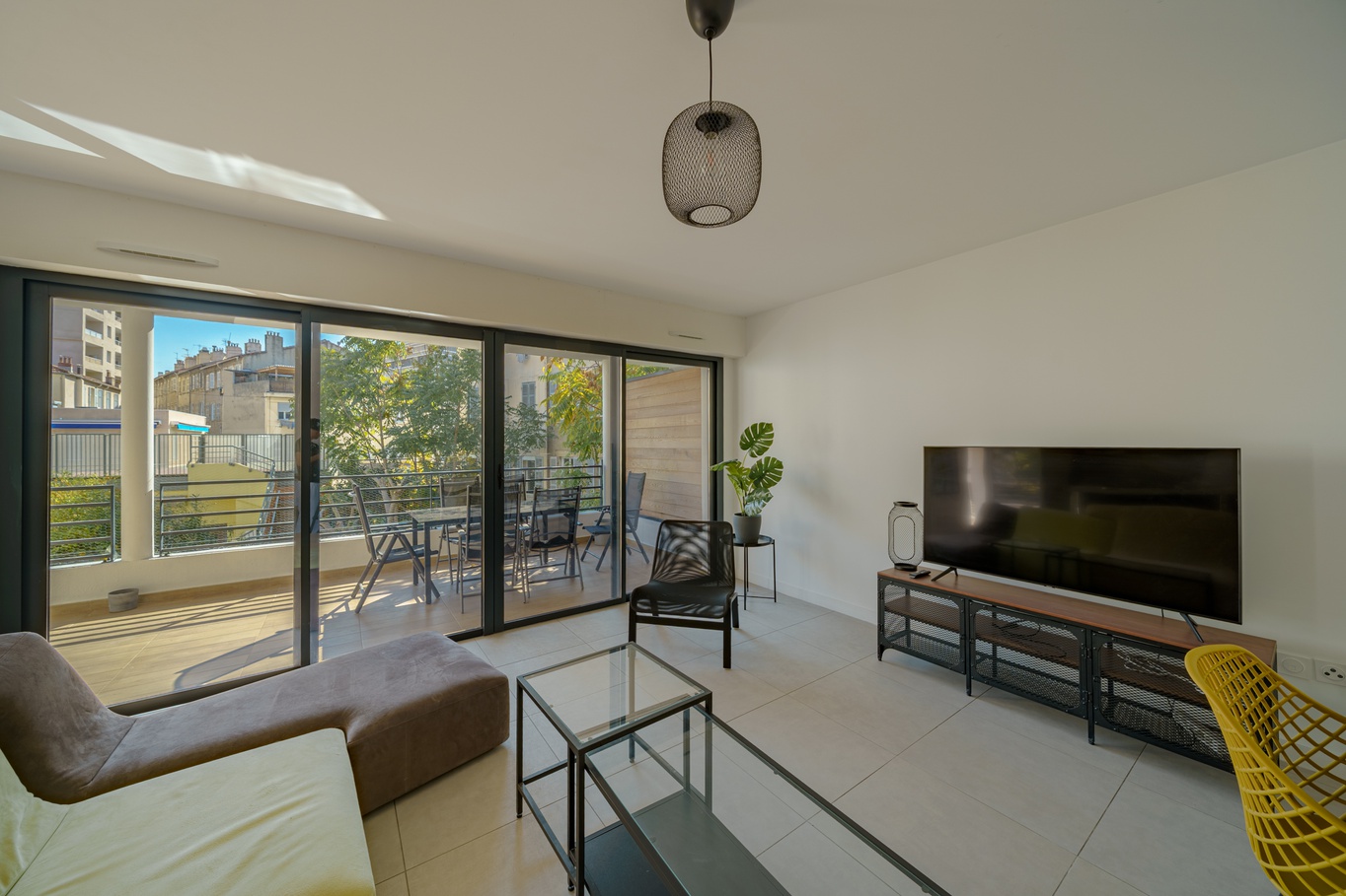 appartement 4 pièces - 100m2 à Marseille (13008)