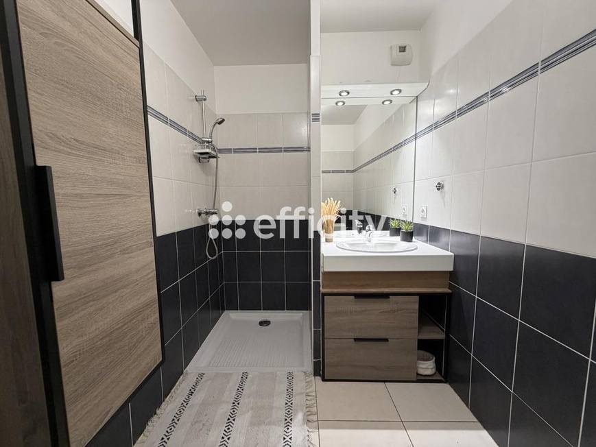 Achat immobilier Appartement 2 pièces  42m2 à Marseille (13012) - Photo n°11