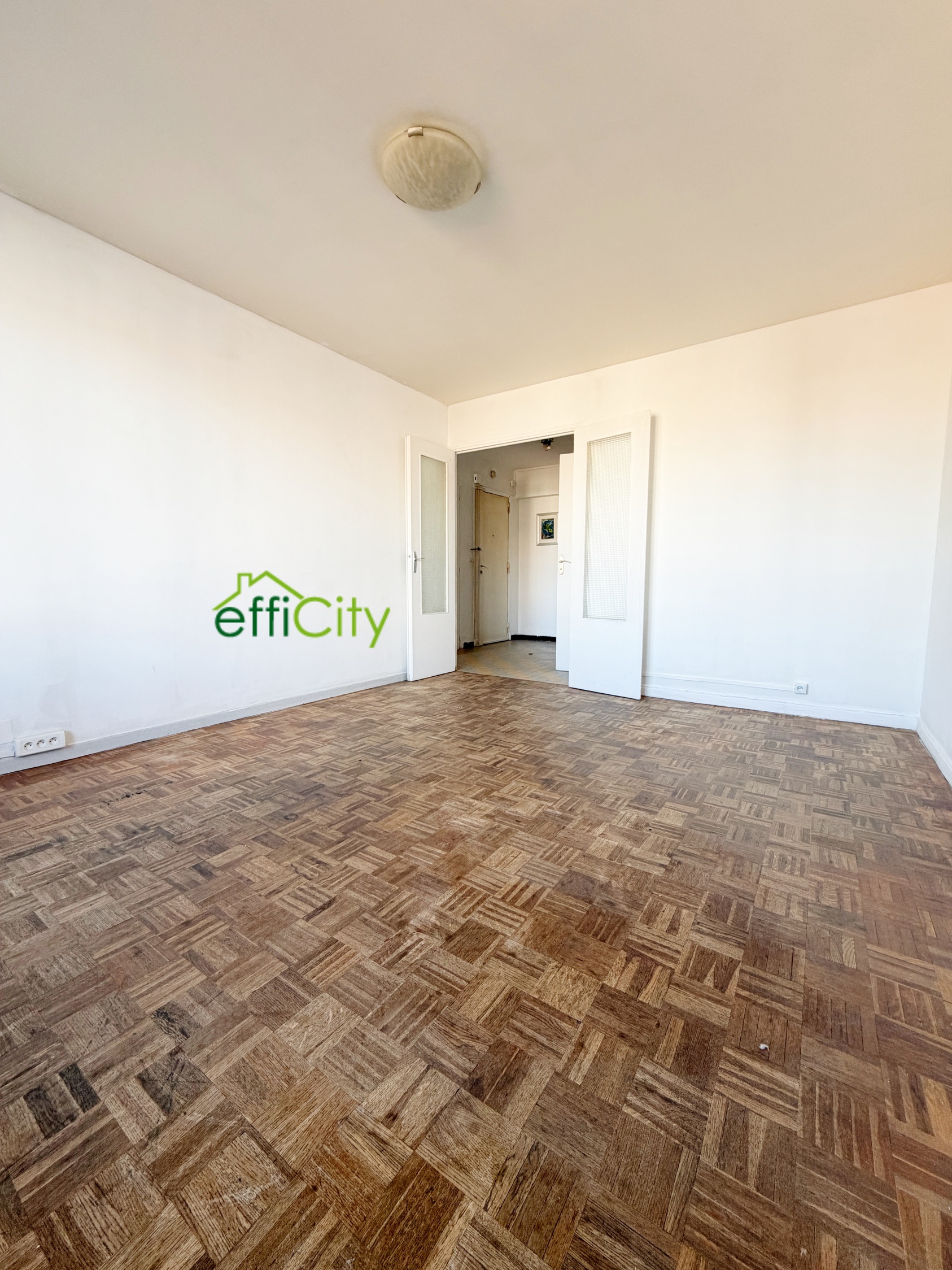 appartement 3 pièces - 63m2 à Marseille (13013)