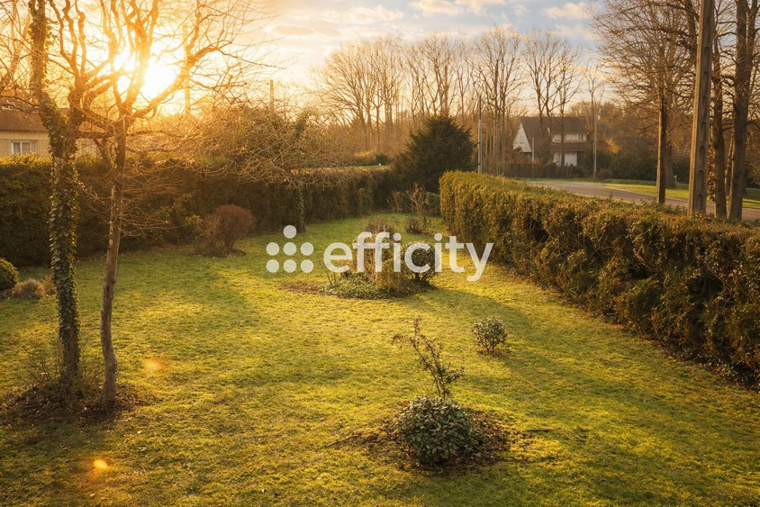 terrain  - 655,0m2 à Dammarie-les-Lys (77190)