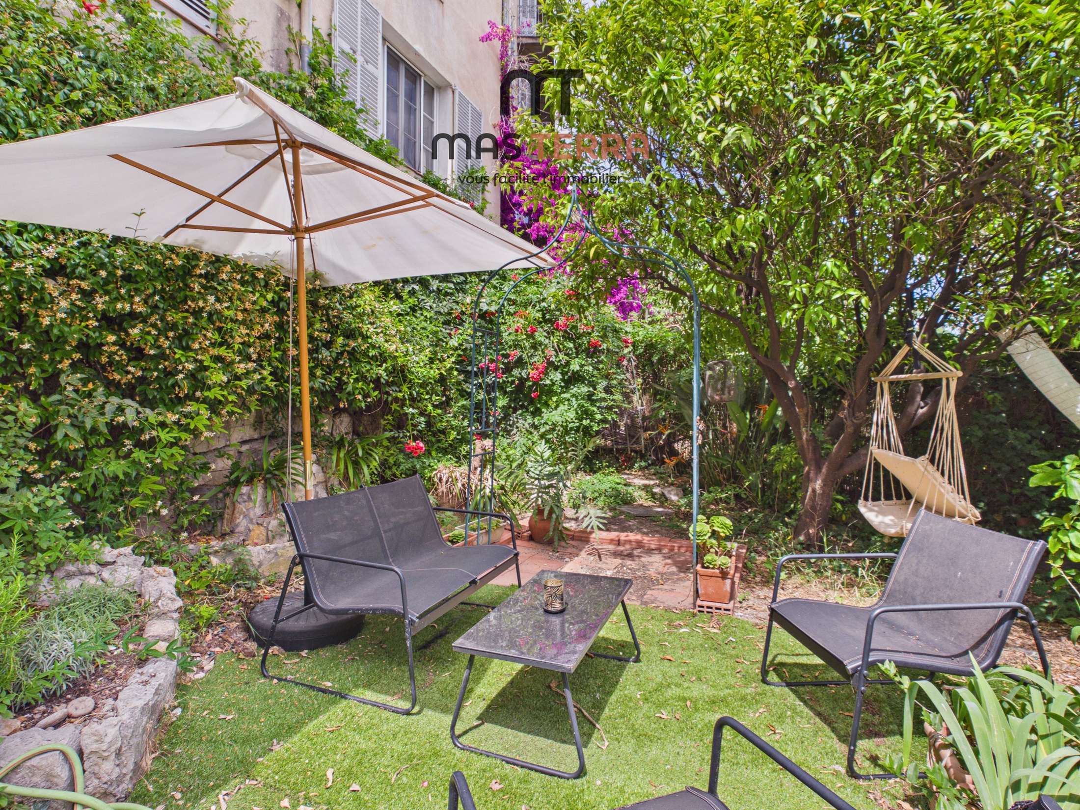 appartement 3 pièces - 97,38m2 à Grasse (06130)