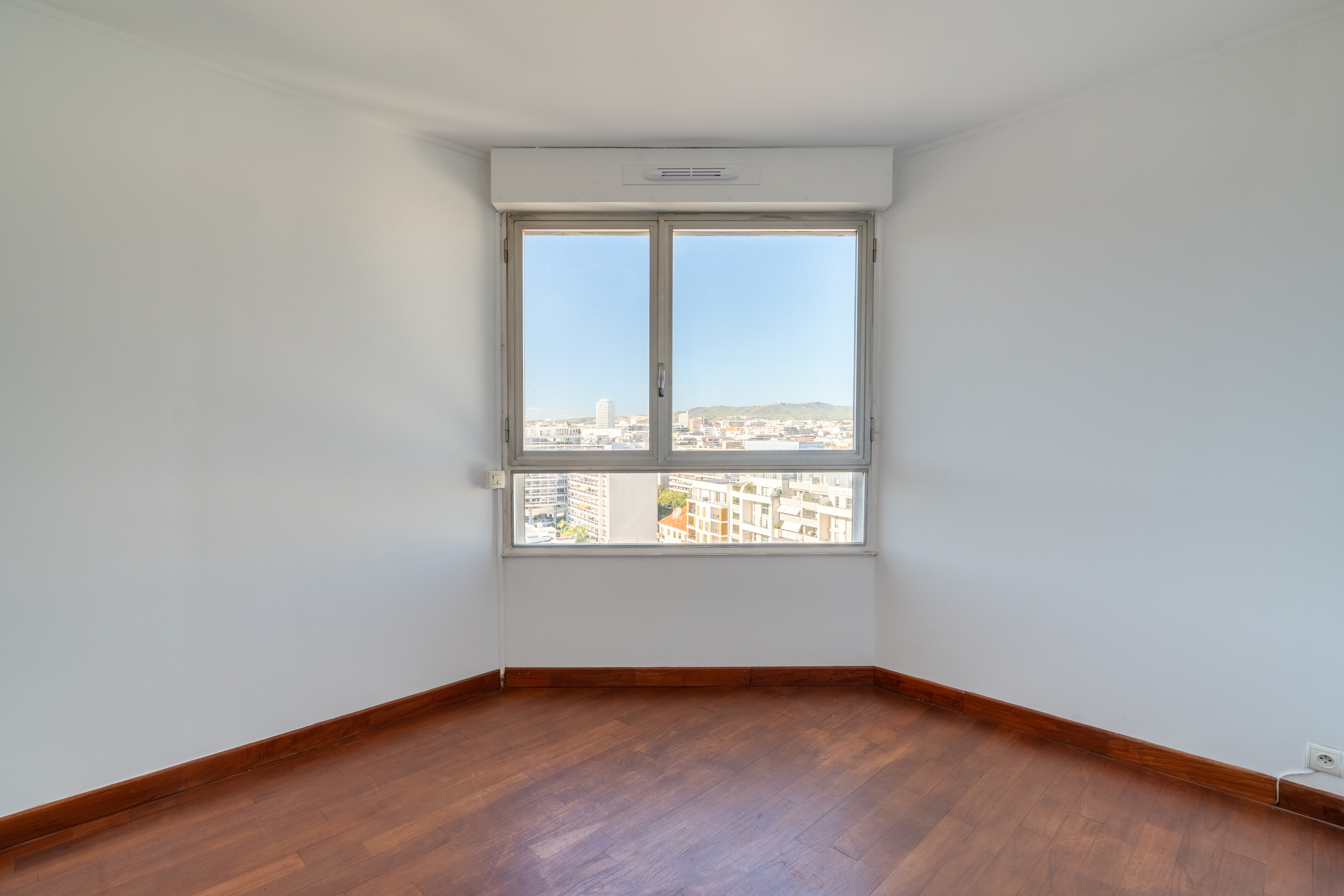 Achat immobilier Appartement 3 pièces  91m2 à Marseille (13008) - Photo n°6