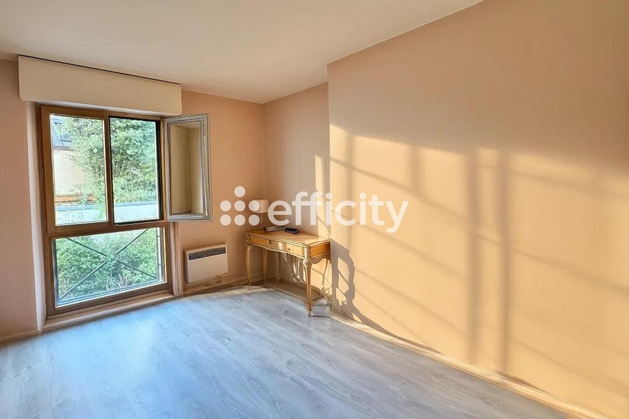 Achat immobilier Appartement 4 pièces  79m2 à Paris (75020) - Photo n°5