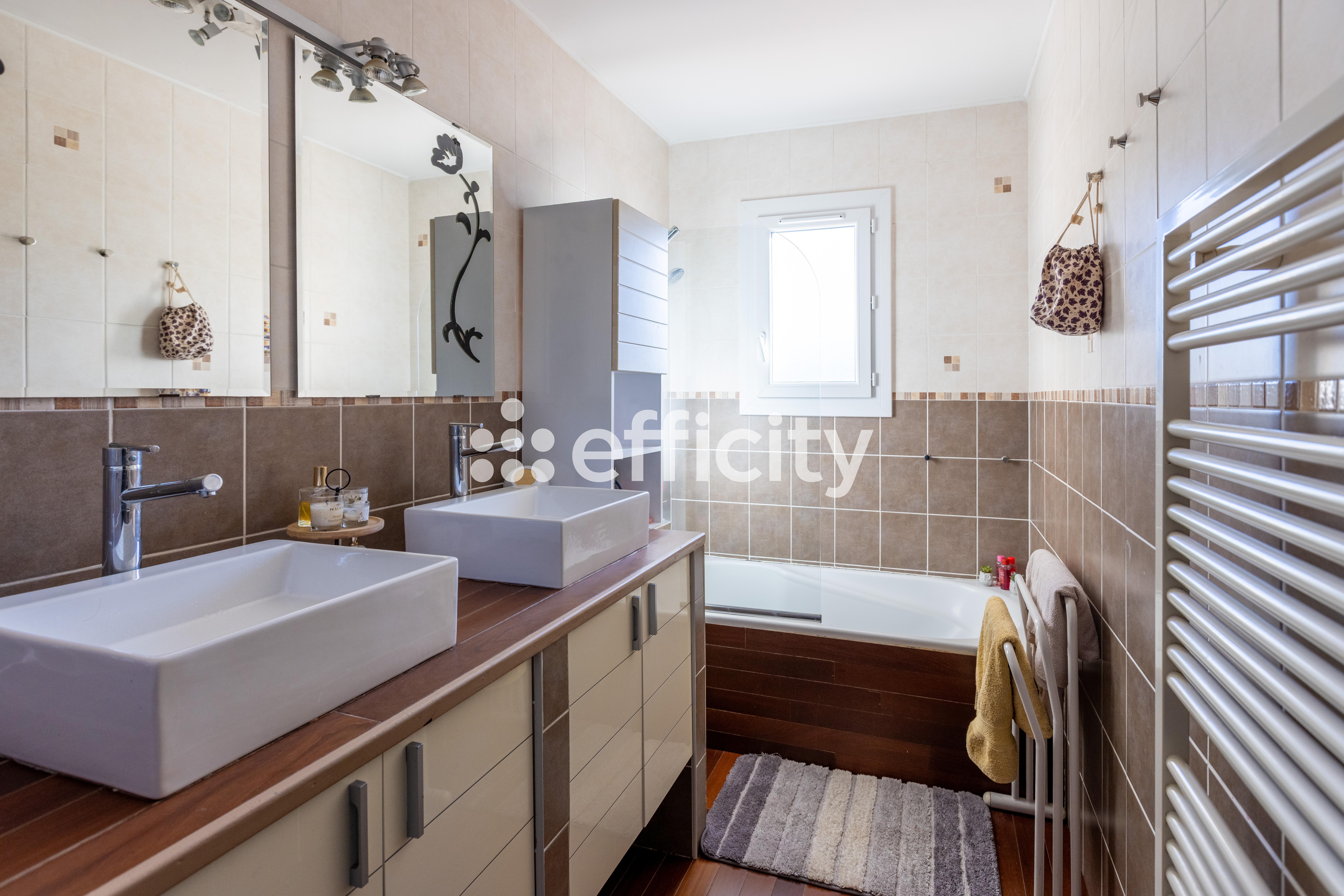Achat immobilier Maison 5 pièces  108m2 à Marseille (13013) - Photo n°9