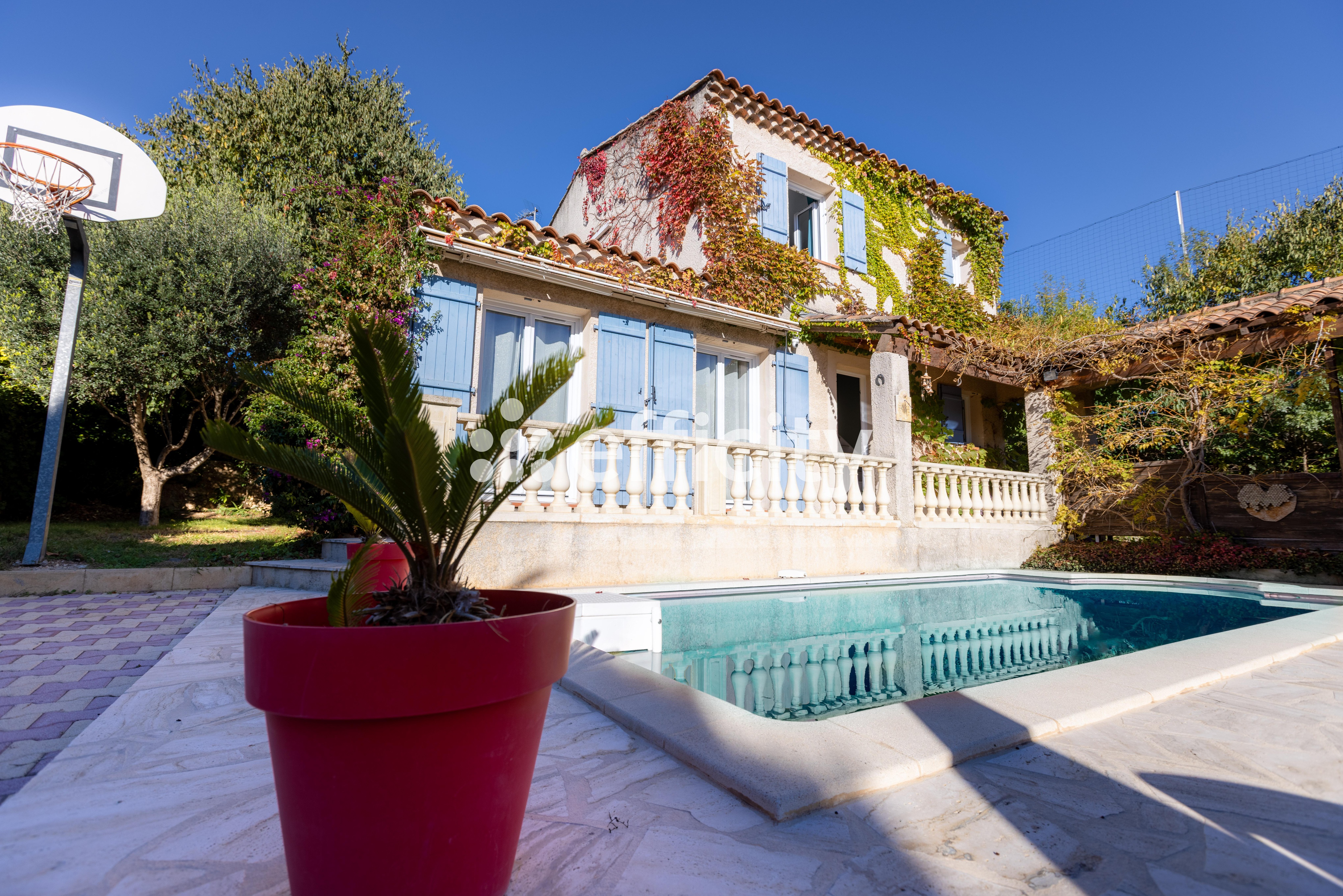 maison 5 pièces - 108m2 à Marseille (13013)