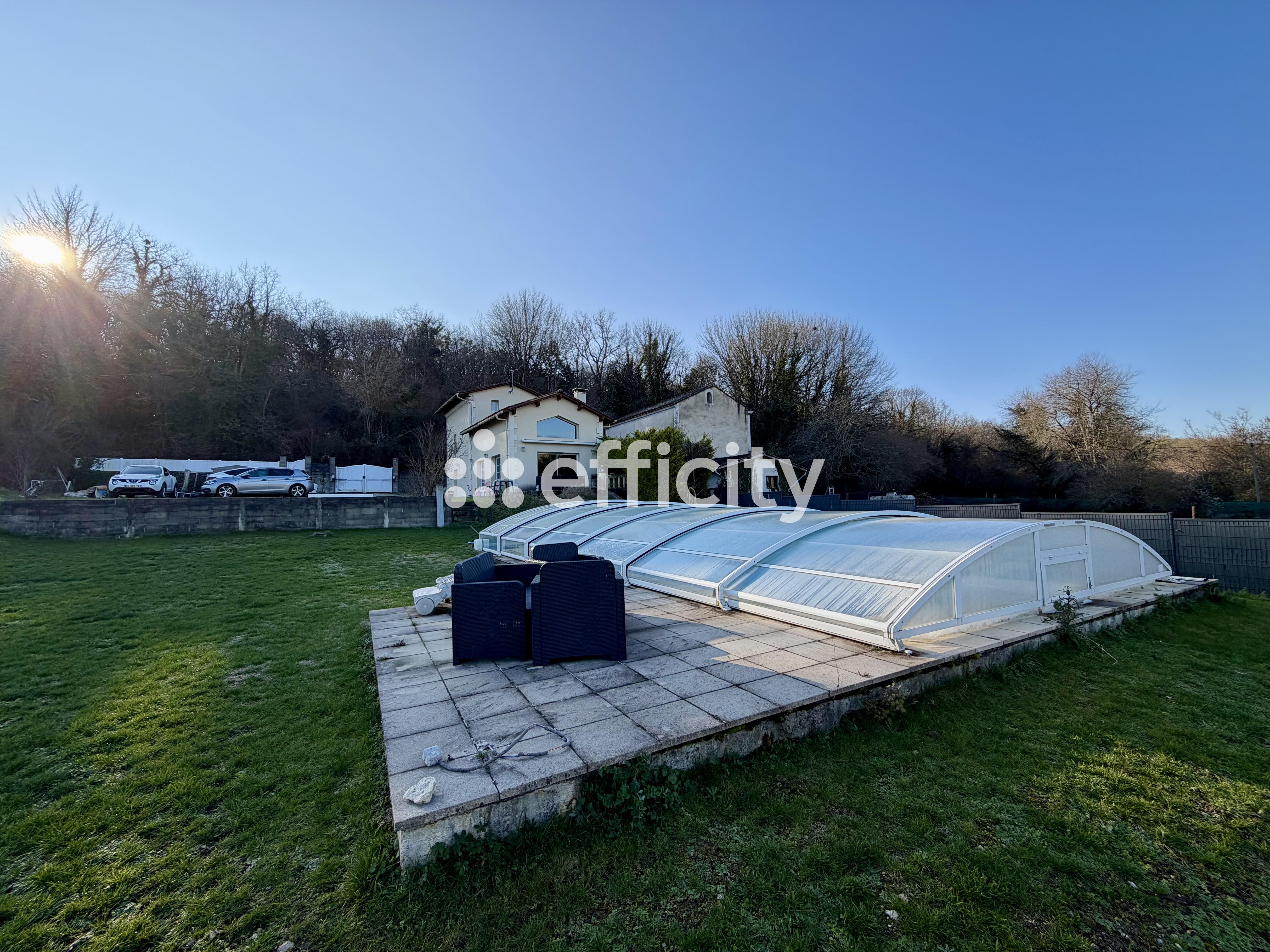 Achat immobilier Maison 4 pièces  130m2 à Vœuil-et-Giget (16400) - Photo n°4