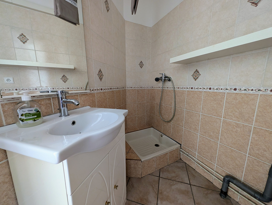 Achat immobilier Appartement 2 pièces  49m2 à Marseille (13007) - Photo n°6