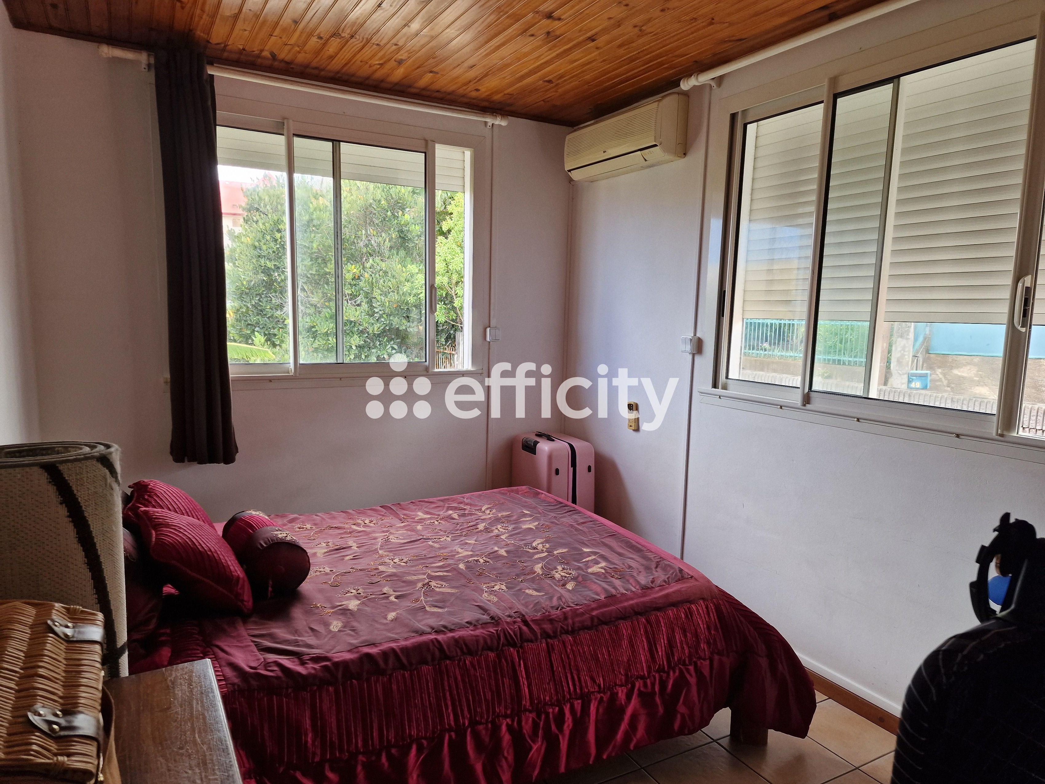 Achat immobilier Maison 5 pièces  130m2 à Saint-Denis (97400) - Photo n°9