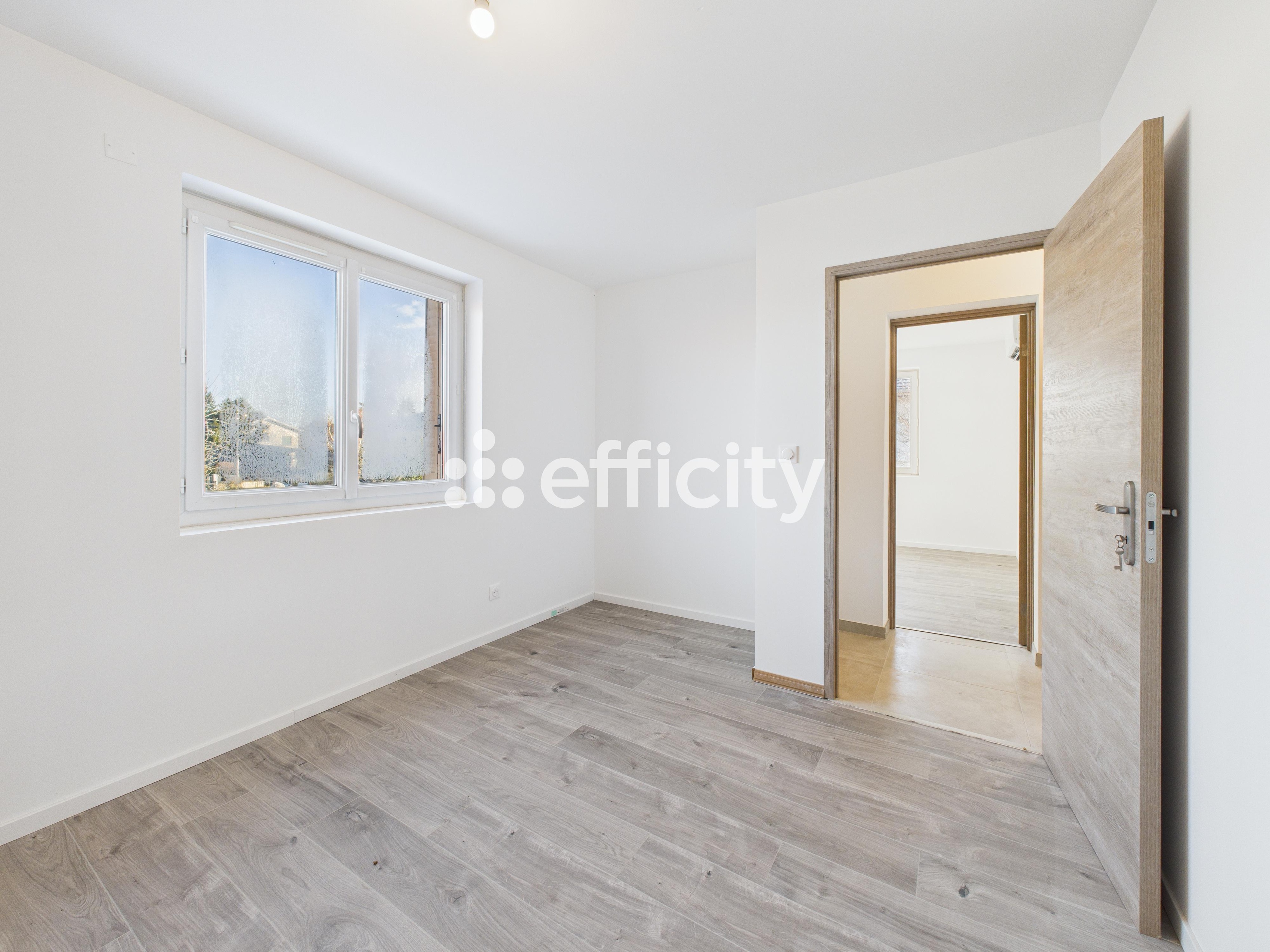 Achat immobilier Maison 8 pièces  189m2 à Péronnas (01960) - Photo n°14