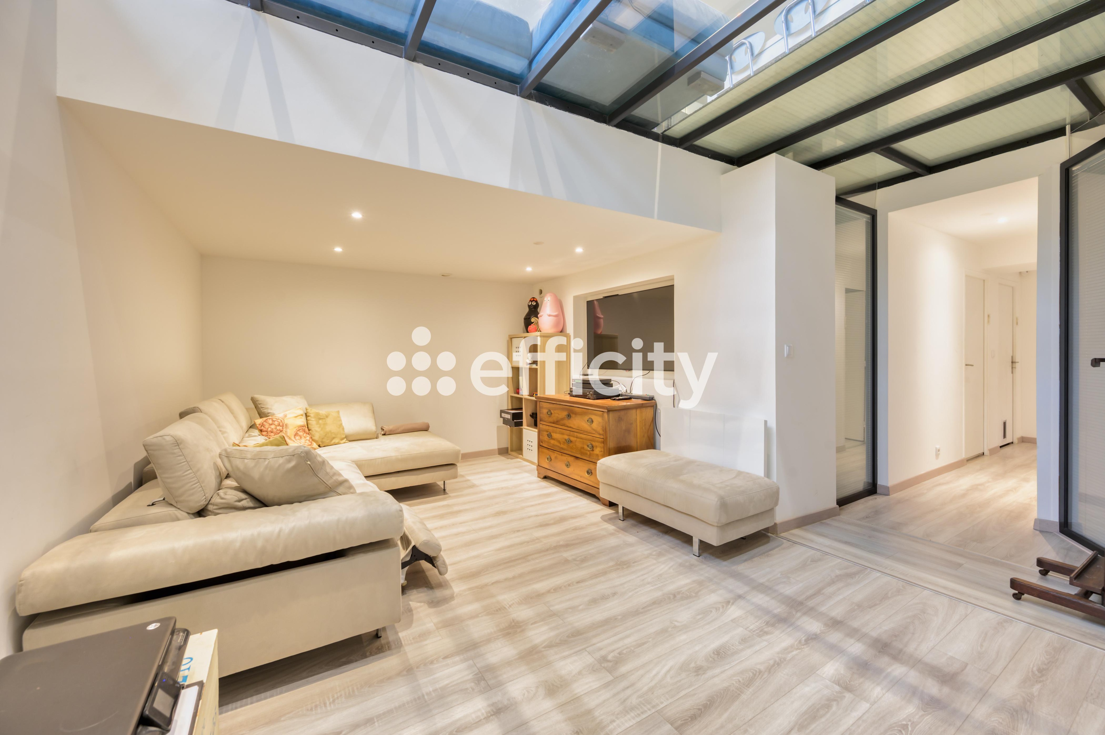 Achat immobilier Appartement 7 pièces  200m2 à Paris (75116) - Photo n°12