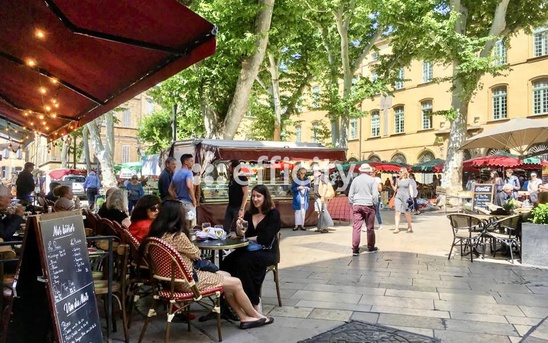 local commercial 1 pièces - 77m2 à Aix-en-Provence (13100)