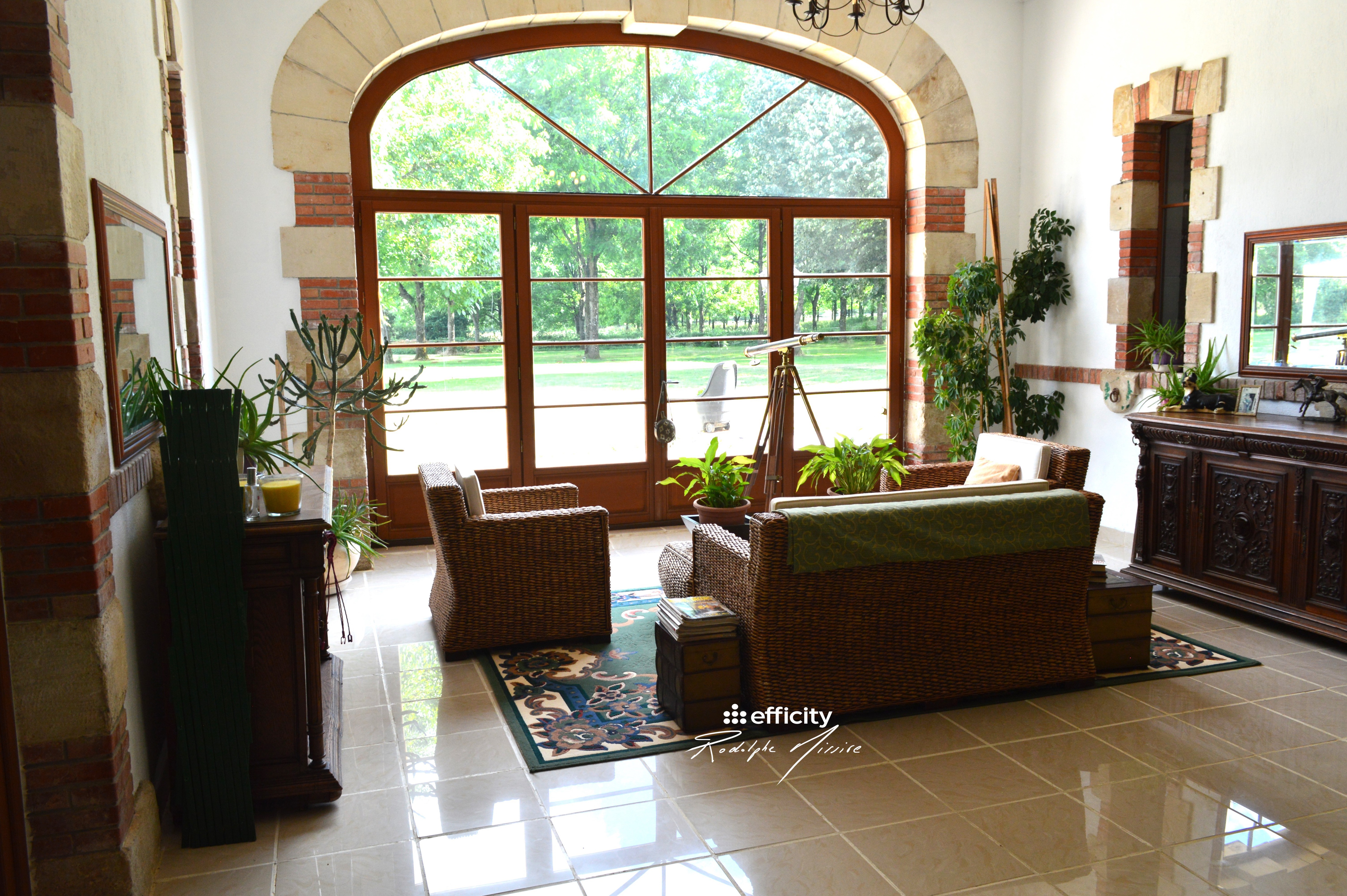 Achat immobilier Maison 30 pièces  815m2 à Coulonges-sur-l'Autize (79160) - Photo n°4