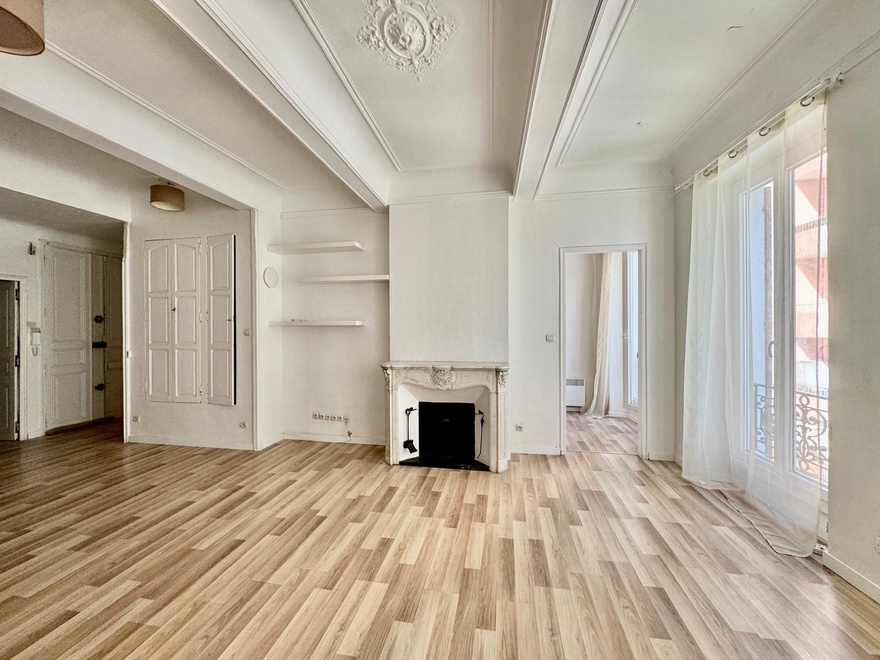 appartement 3 pièces - 81m2 à Toulon (83000)