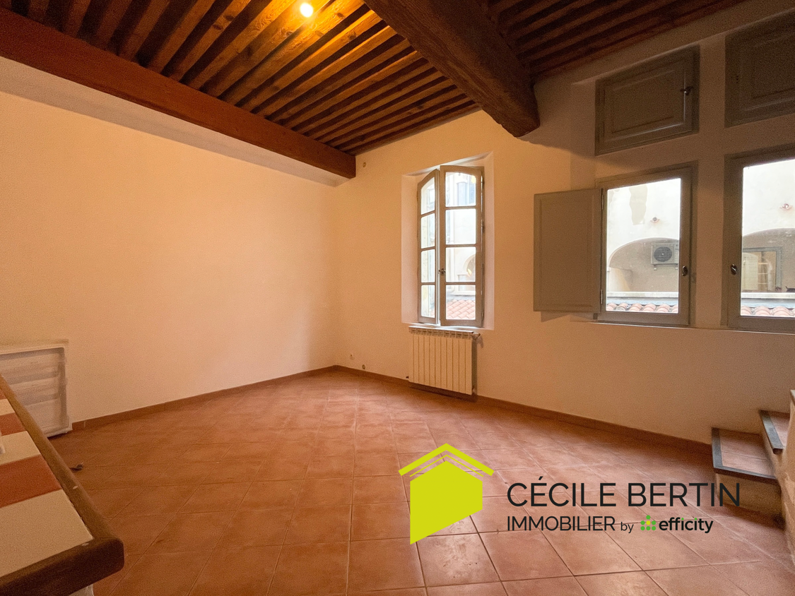 maison 5 pièces - 100m2 à Arles (13200)