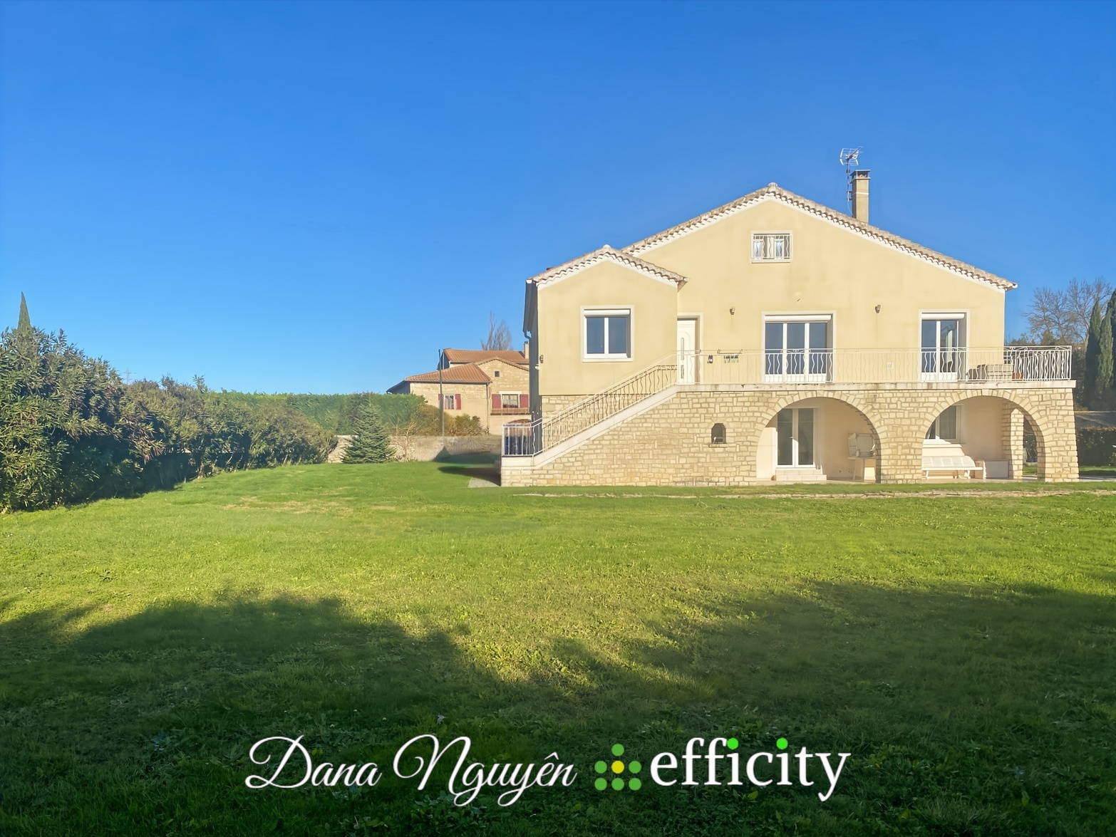 maison 8 pièces - 171,0m2 à Barjac (30430)
