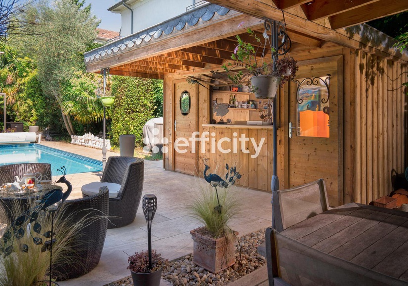 maison 7 pièces - 160m2 à Bordeaux (33200)