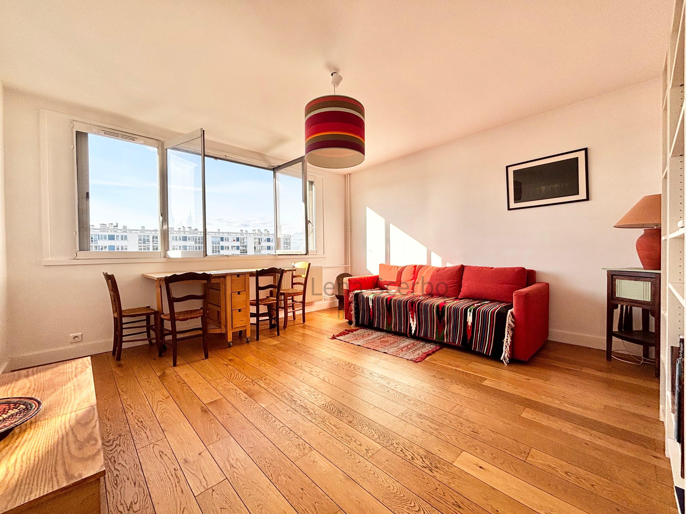 appartement 3 pièces - 57m2 à Paris (75018)
