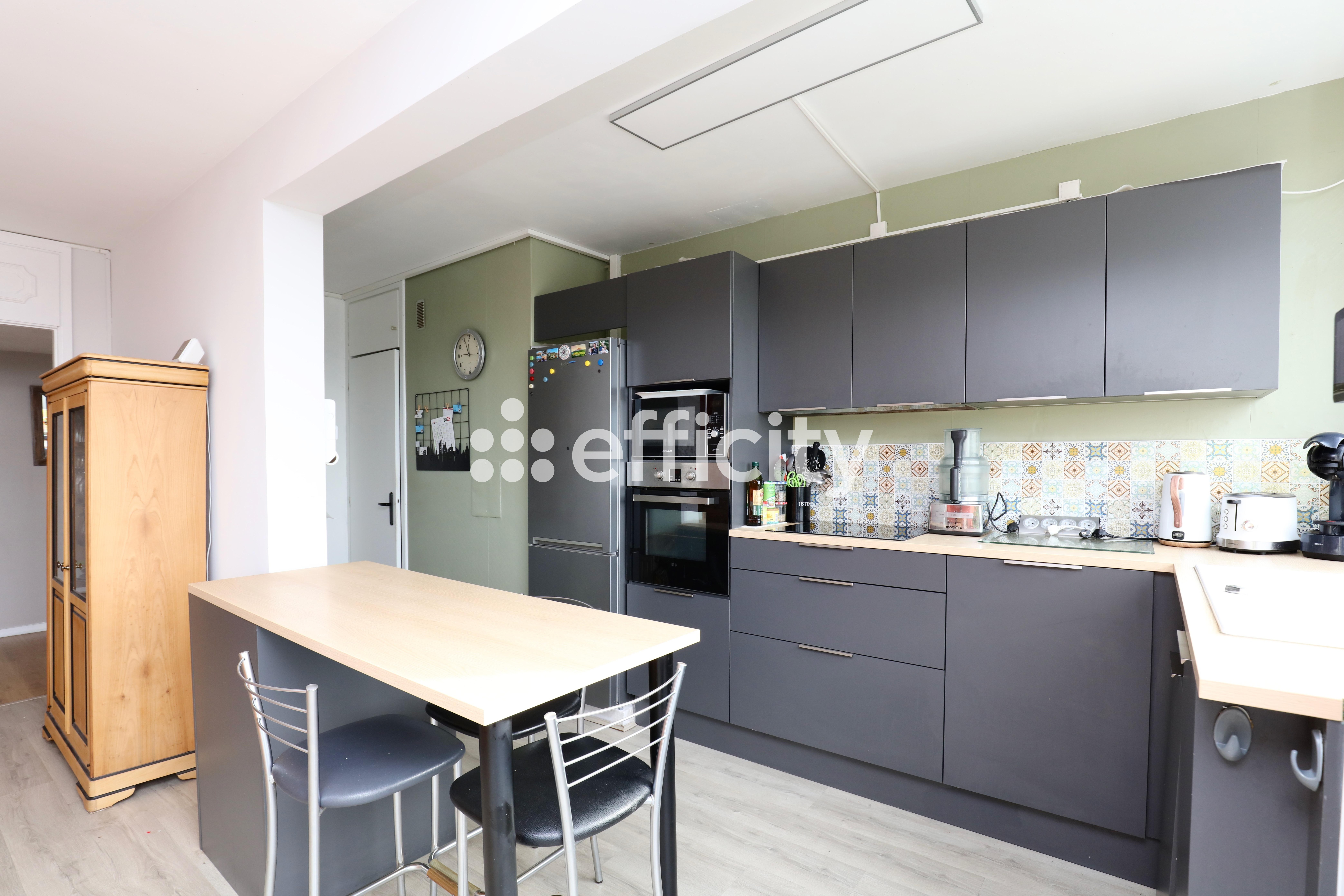 Achat immobilier Appartement 5 pièces  128m2 à Roubaix (59100) - Photo n°4