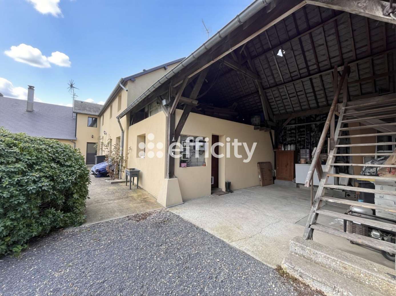 Achat immobilier Maison 9 pièces  322m2 à Le Landin (27350) - Photo n°8