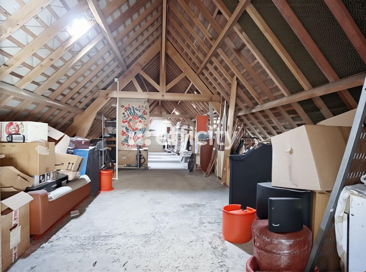 Achat immobilier Maison 9 pièces  322m2 à Le Landin (27350) - Photo n°9