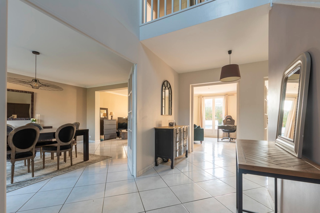 maison 8 pièces - 202m2 à Saint-Pavace (72190)