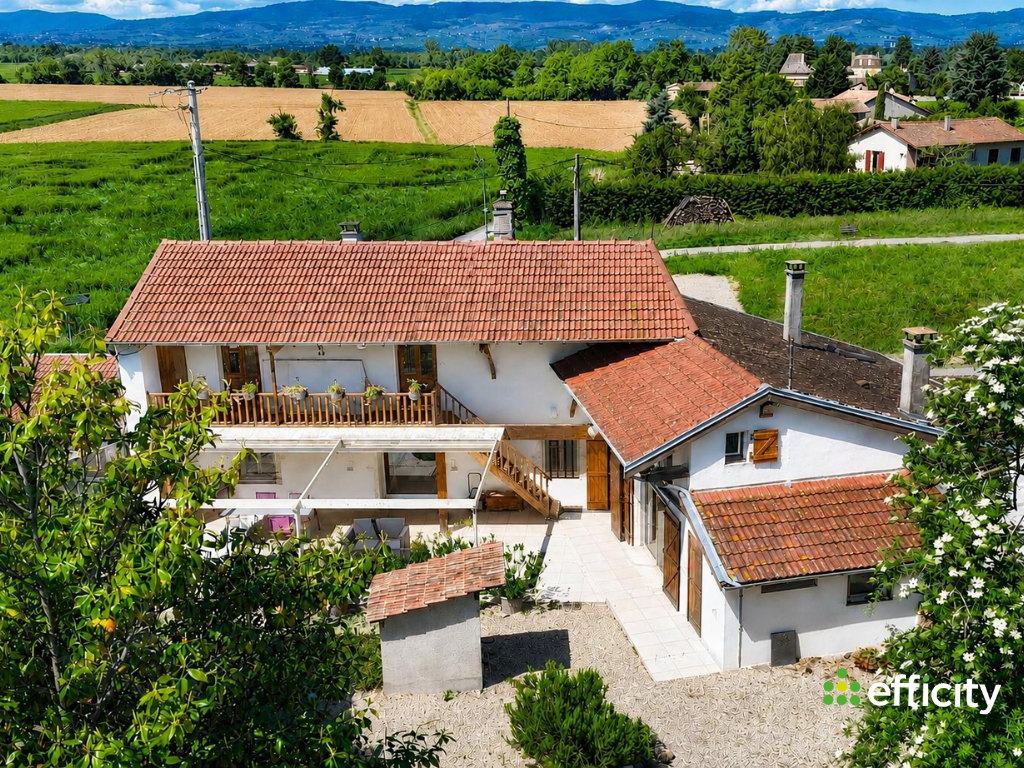 Maison 8 pièces 210 m² · à Saint-Didier-sur-Chalaronne · 210 m² · 499 000 €