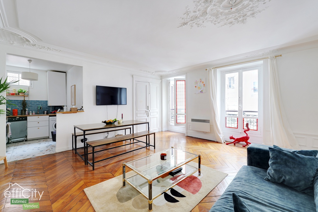 appartement 2 pièces - 67m2 à Paris (75010)