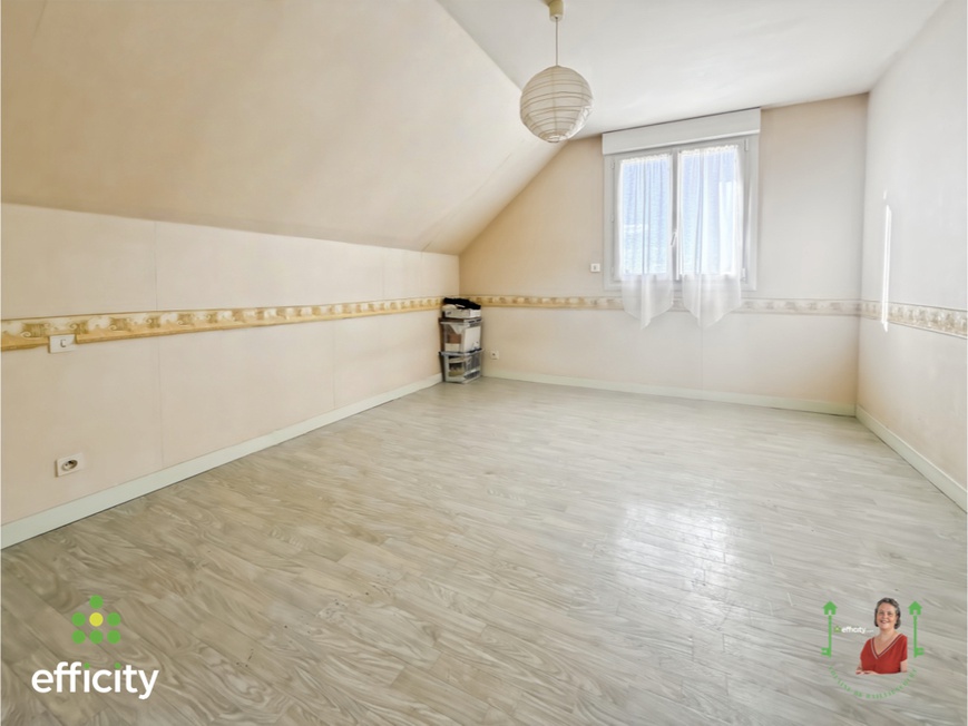 Achat immobilier Maison 8 pièces  181m2 à Taillis (35500) - Photo n°4