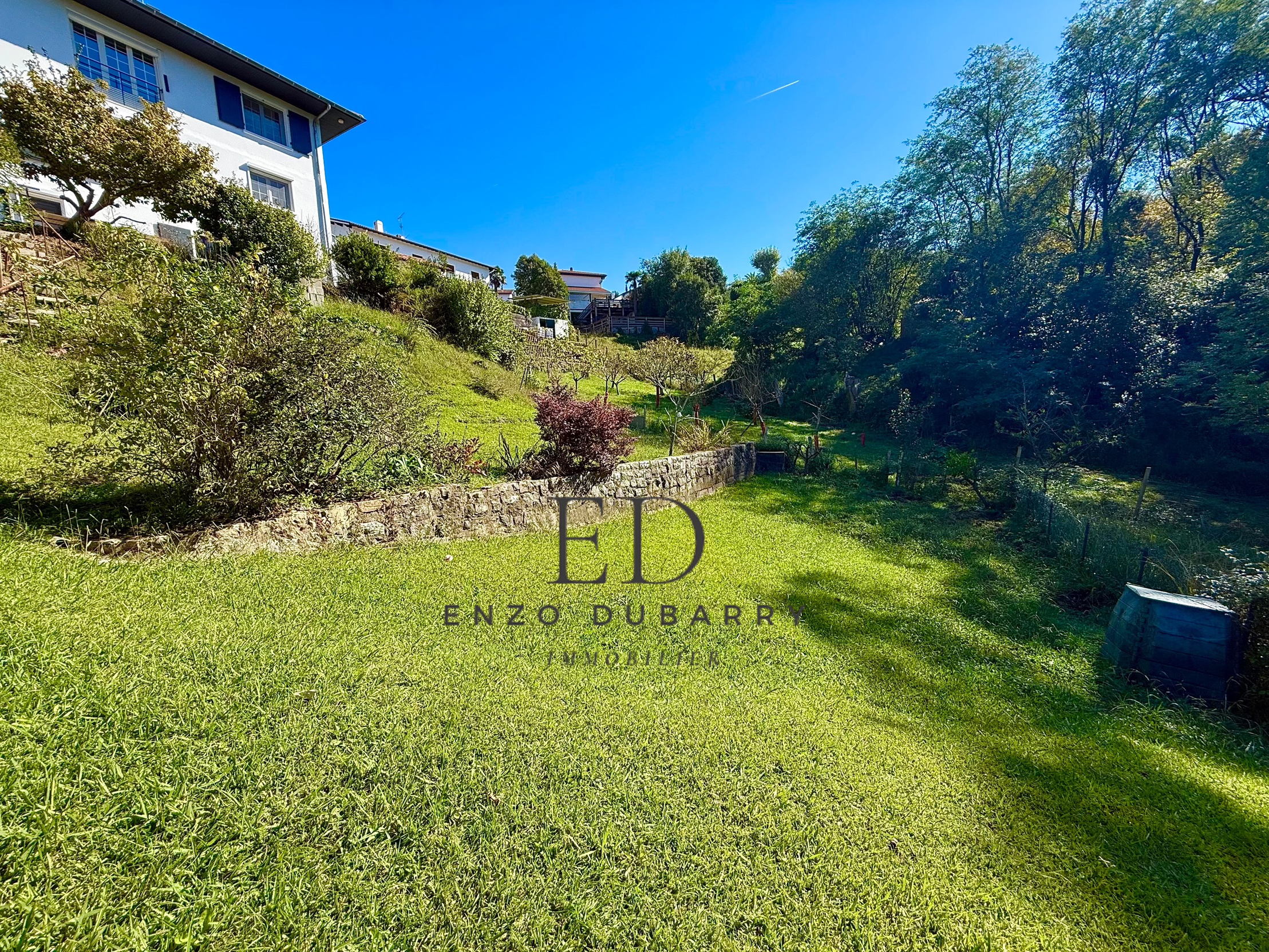 maison 7 pièces - 206m2 à Mouguerre (64990)