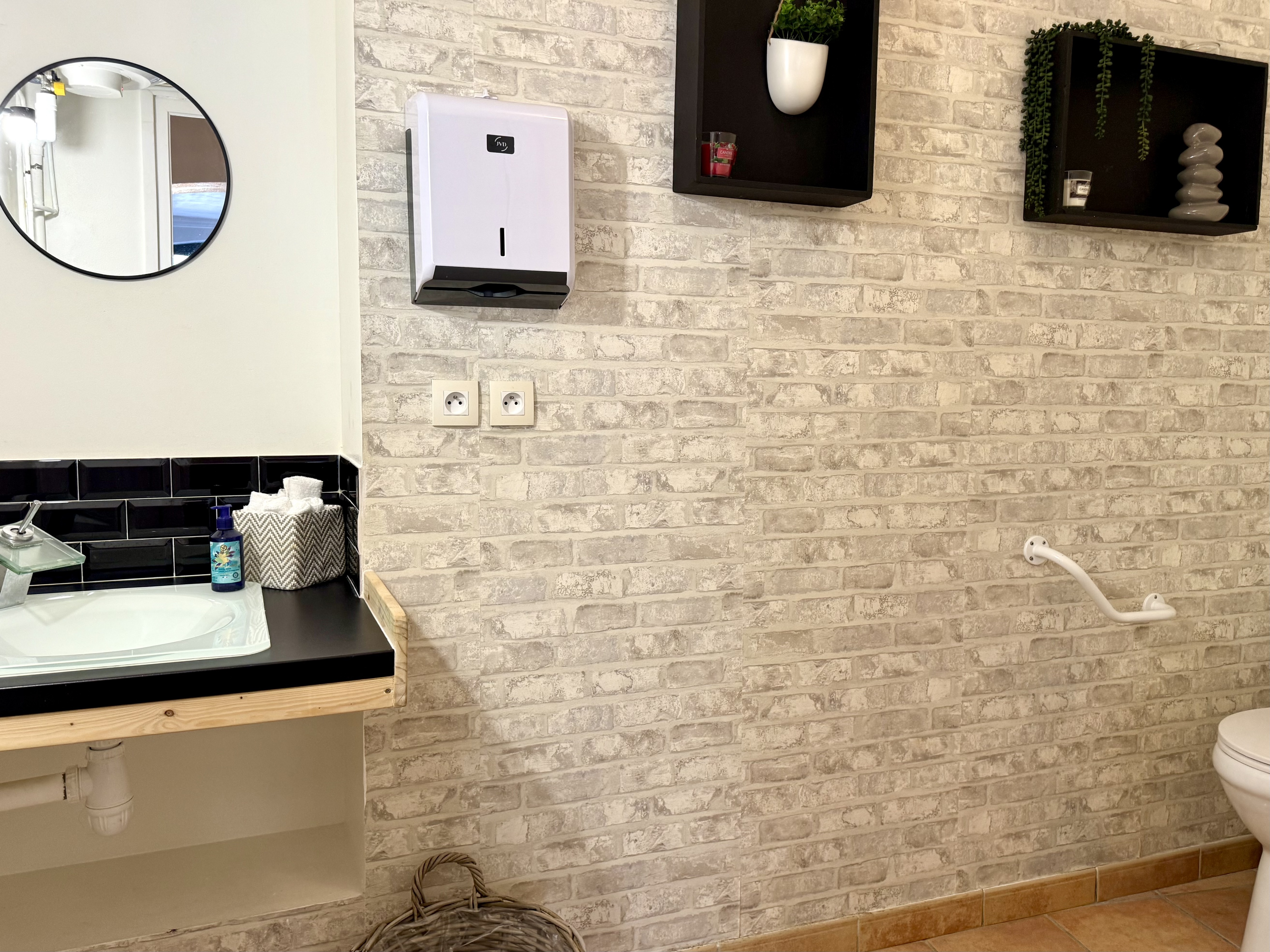 Achat immobilier Immeuble 6 pièces  151m2 à Meschers-sur-Gironde (17132) - Photo n°4