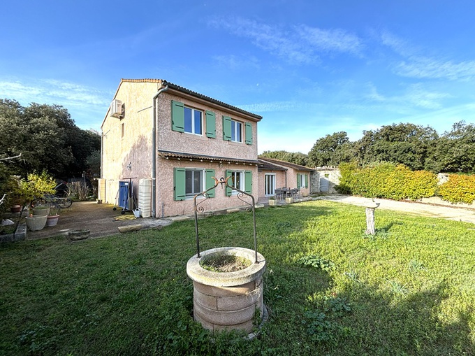 Achat immobilier Maison 8 pièces  170m2 à Chamaret (26230) - Photo n°1
