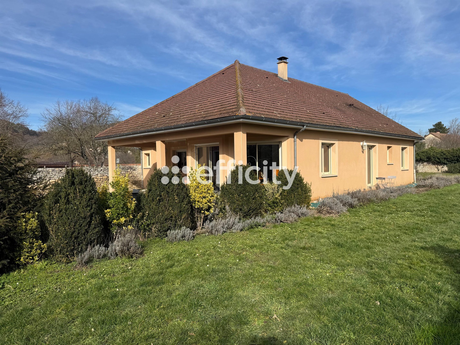 maison 6 pièces - 142m2 à Ébreuil (03450)
