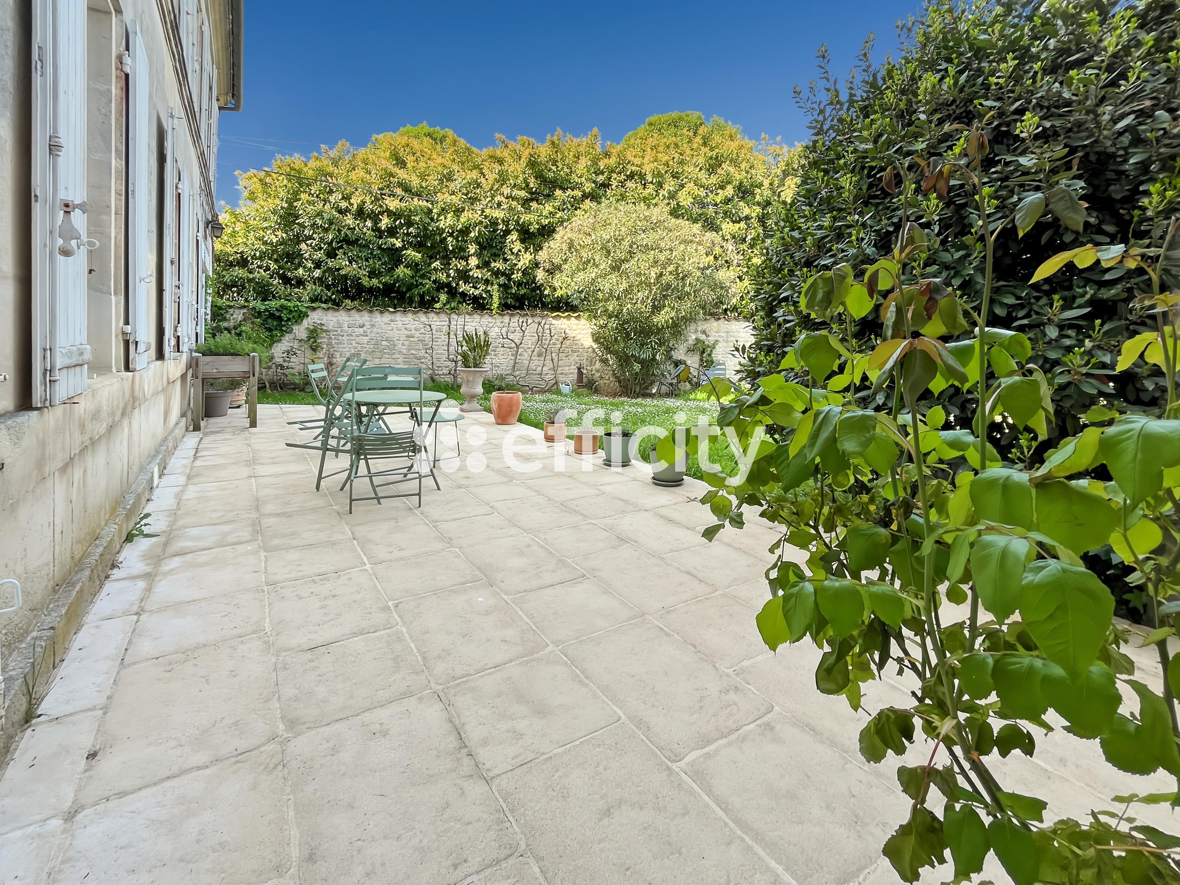 Achat immobilier Maison 6 pièces  236m2 à Chassors (16200) - Photo n°17