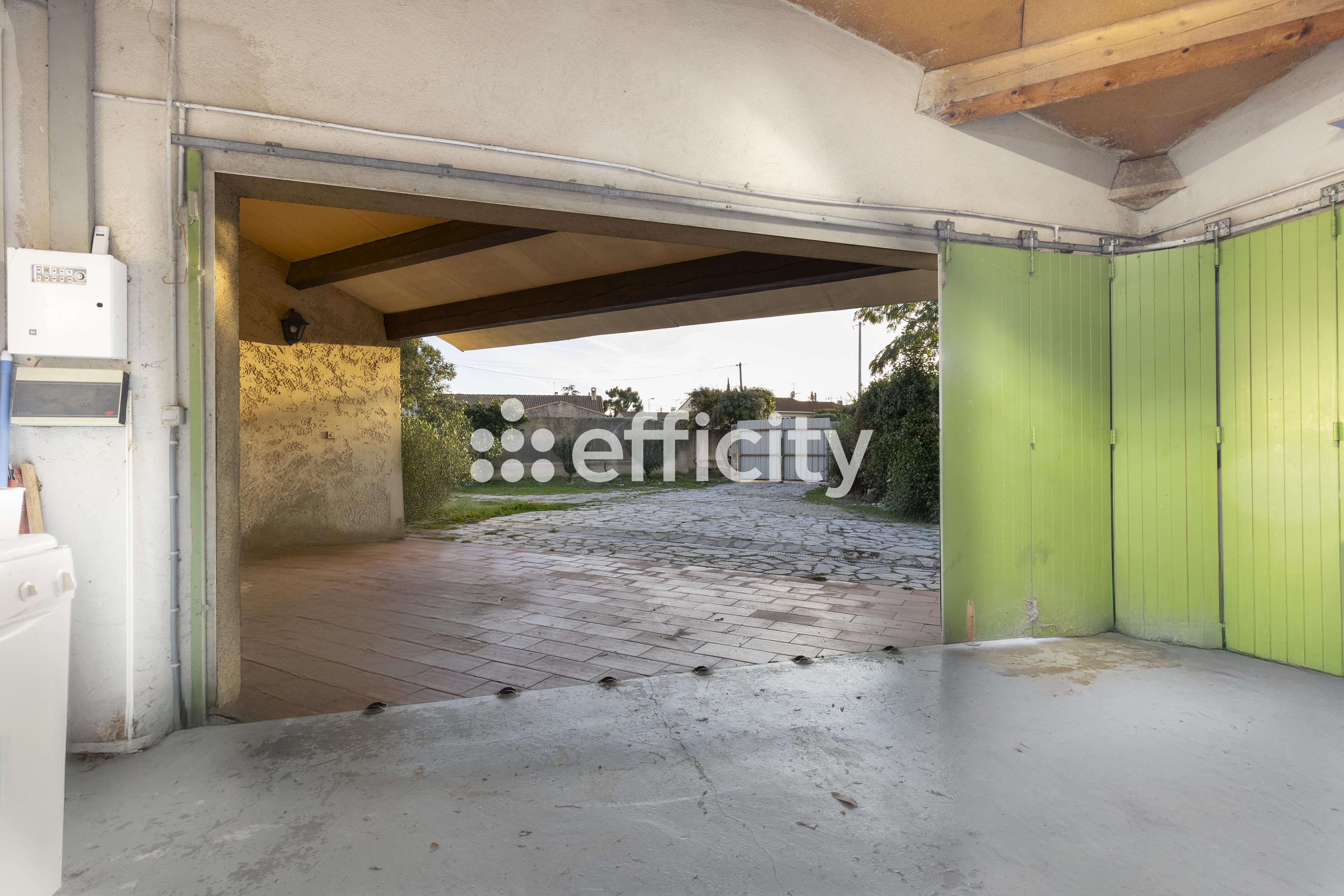 Achat immobilier Maison 7 pièces  284m2 à Rognac (13340) - Photo n°18