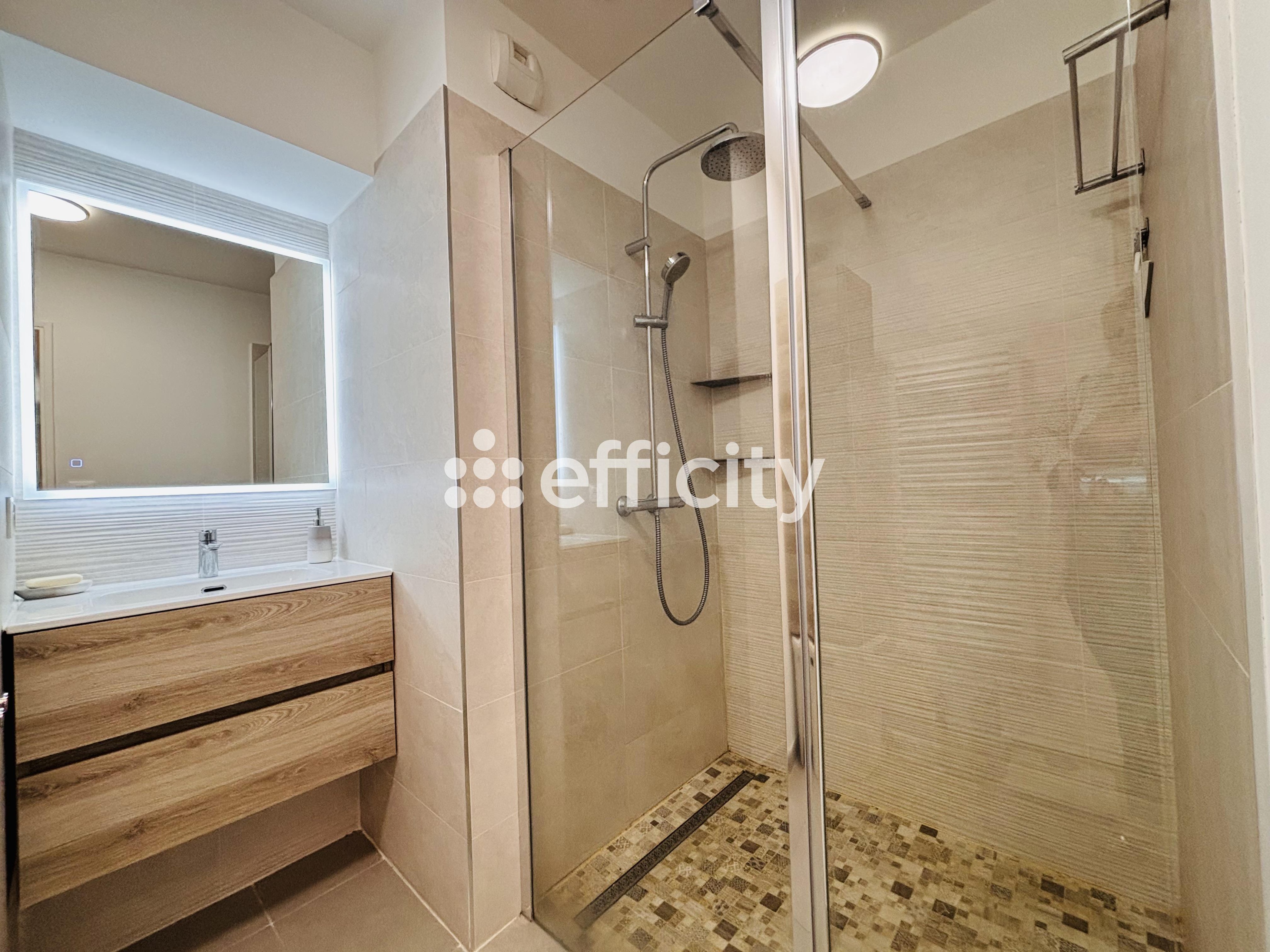 Achat immobilier Appartement 4 pièces  104m2 à Marseille (13009) - Photo n°9
