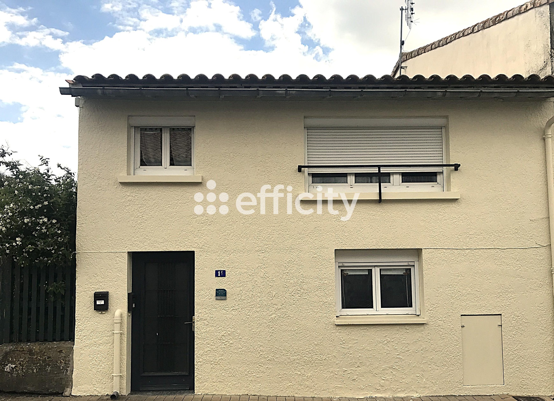 immeuble 5 pièces - 109m2 à Saujon (17600)