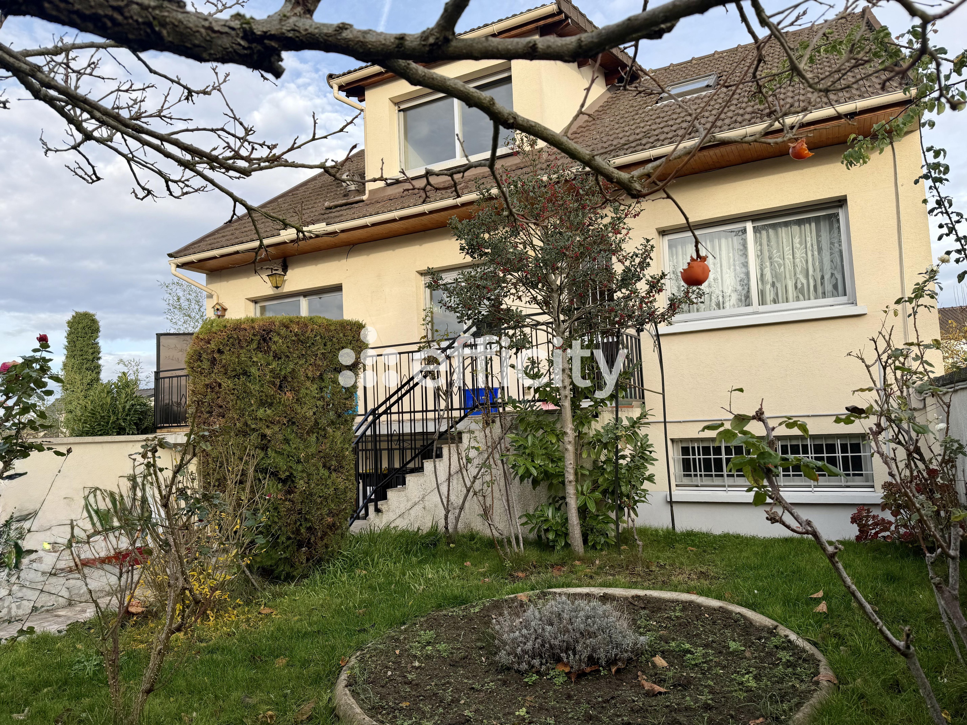 maison 8 pièces - 132m2 à Chennevières-sur-Marne (94430)