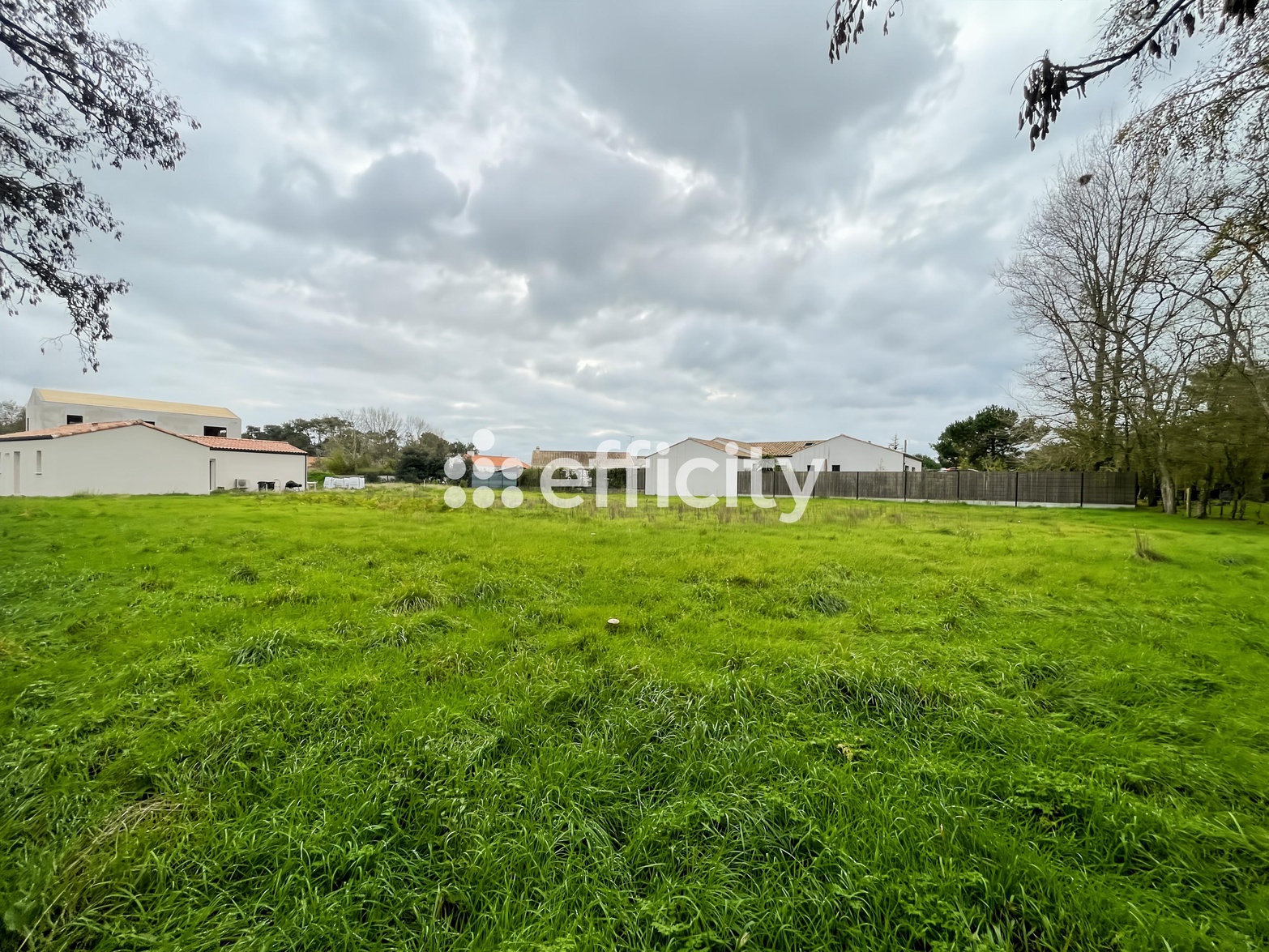 terrain  - 1973m2 à Saint-Jean-de-Monts (85160)