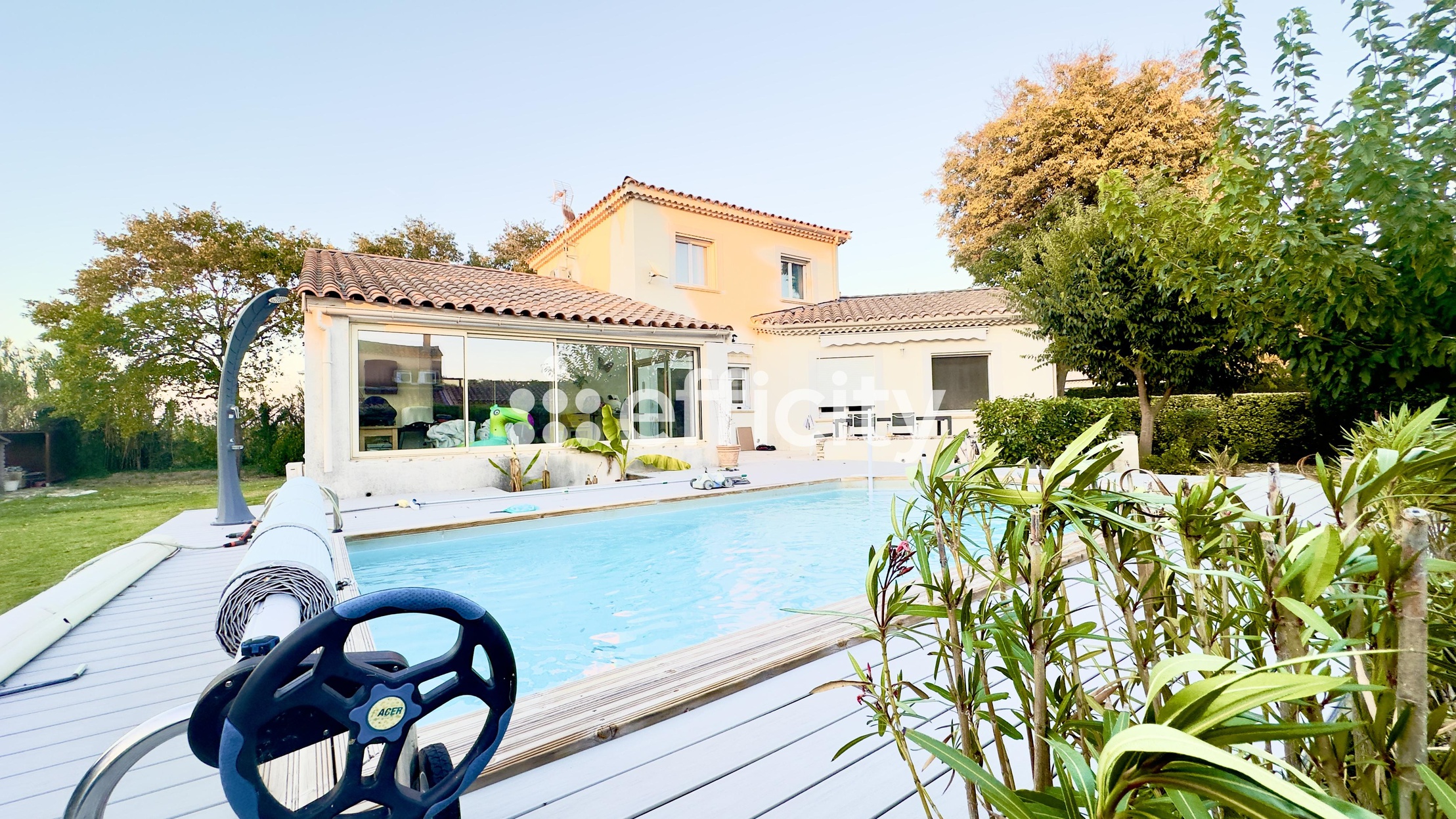 maison 6 pièces - 190m2 à Saint-Paul-Trois-Châteaux (26130)