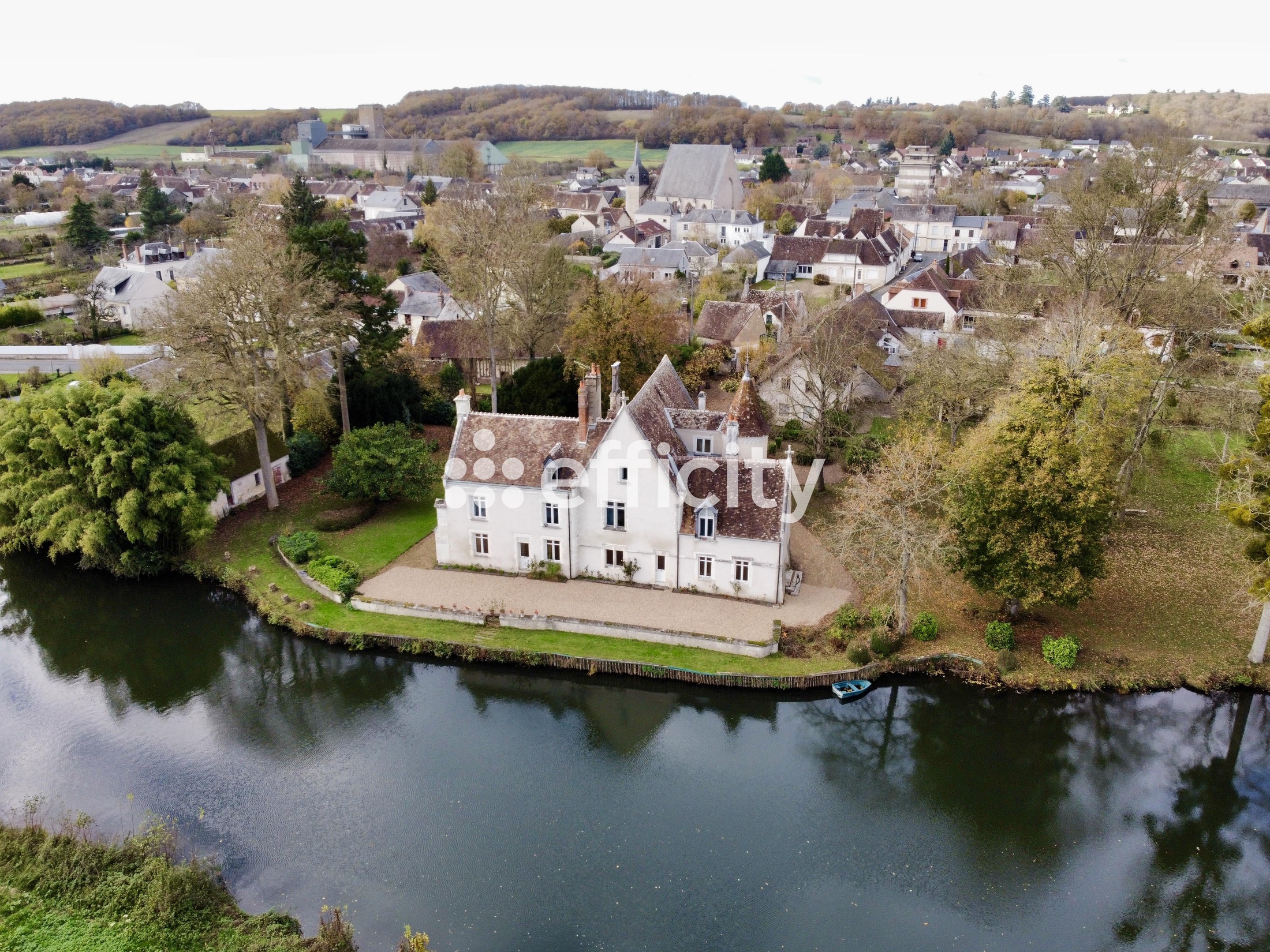 maison 13 pièces - 431m2 à Vendôme (41100)