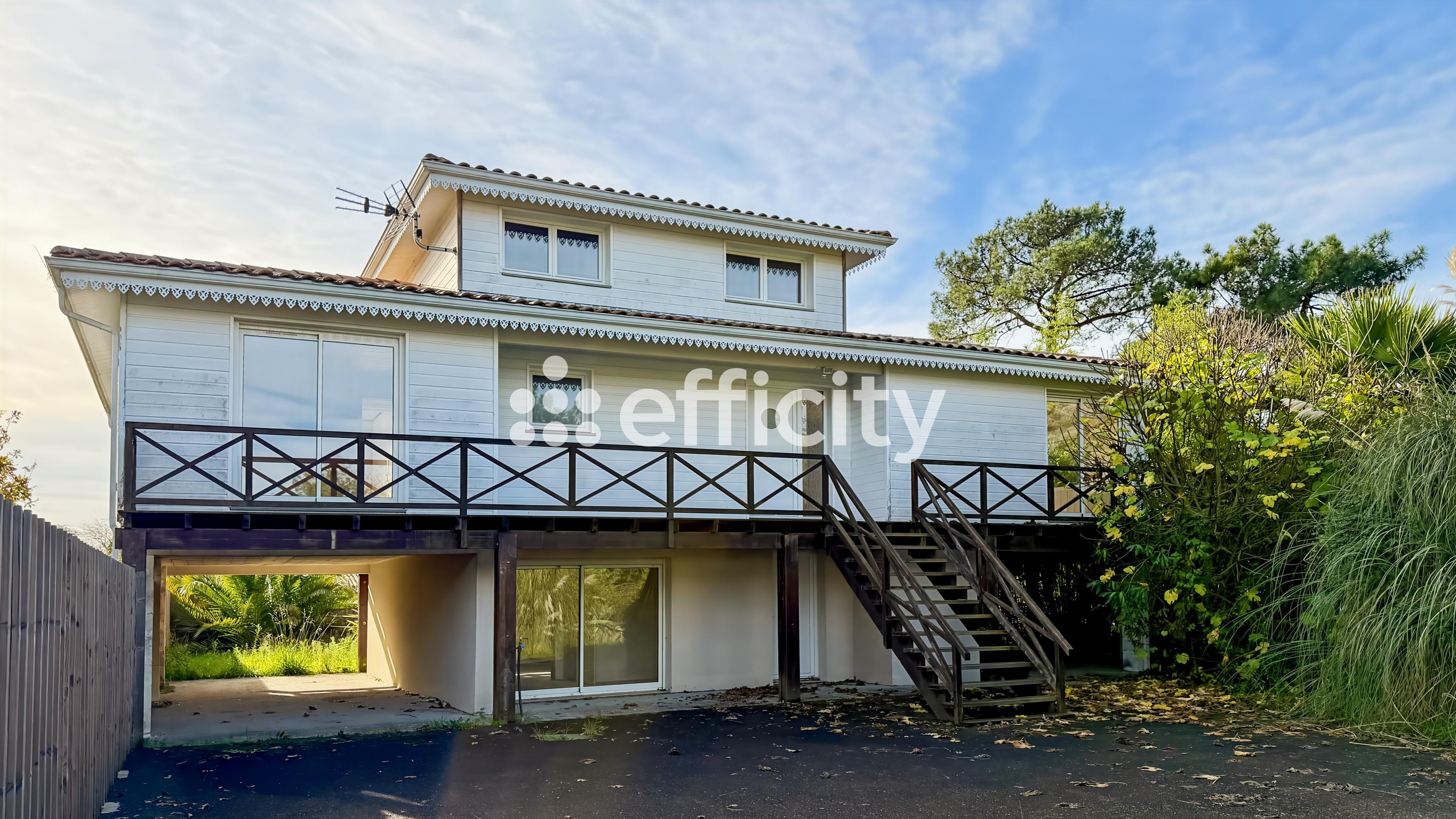 Achat immobilier Maison 6 pièces  147m2 à Gujan-Mestras (33470) - Photo n°1