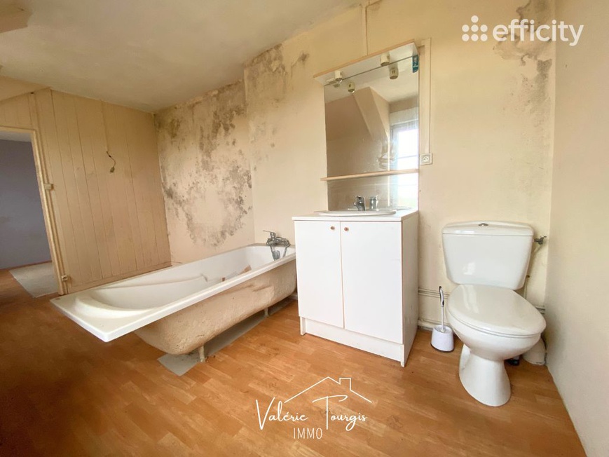 Achat immobilier Maison 2 pièces  40m2 à Montfarville (50760) - Photo n°13