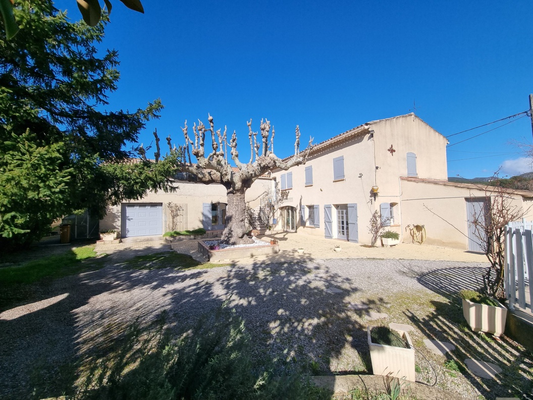 maison 5 pièces - 135m2 à Lauris (84360)