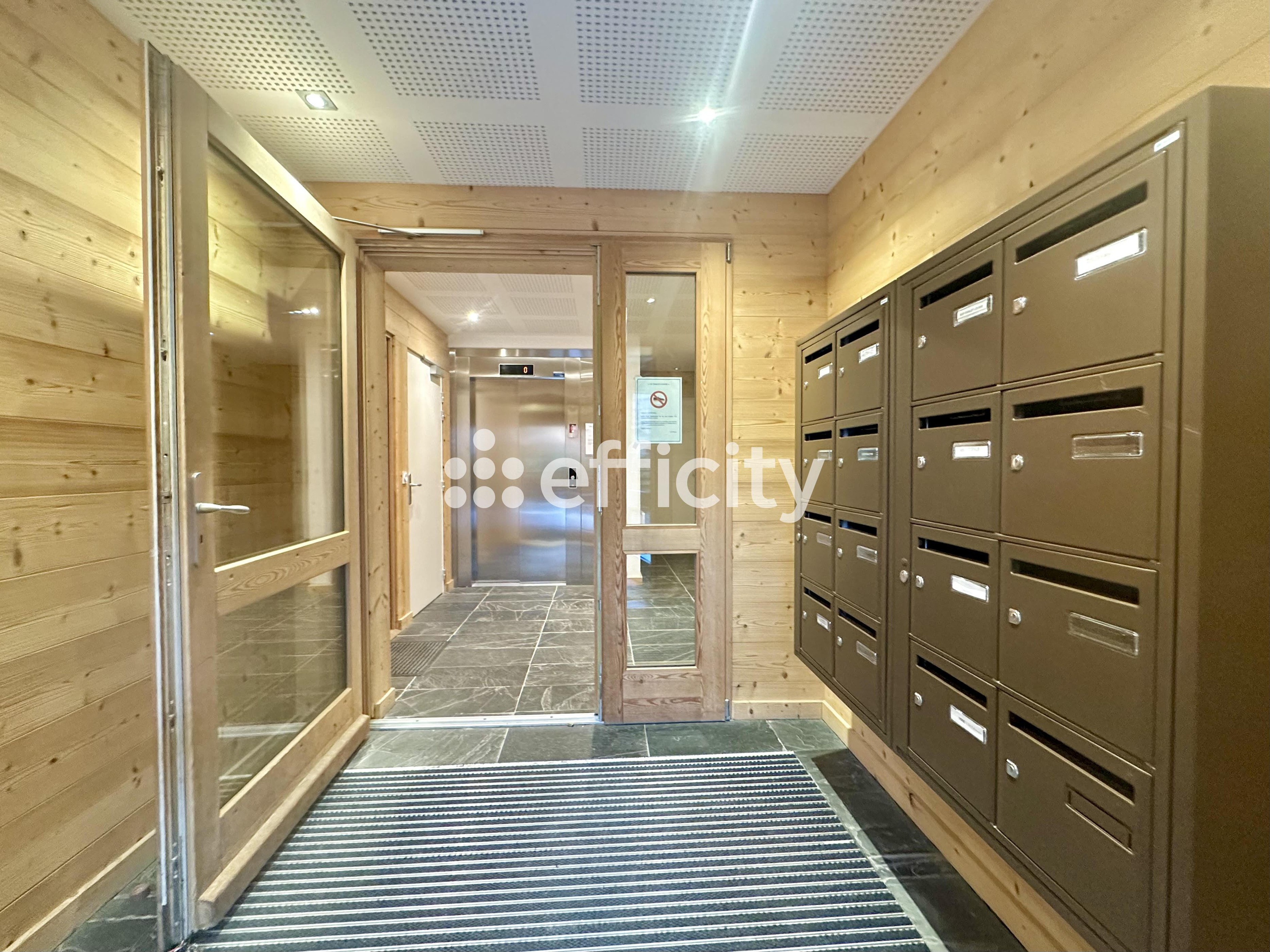 Achat immobilier Appartement 5 pièces  102m2 à Saint-Étienne-de-Tinée (06660) - Photo n°23