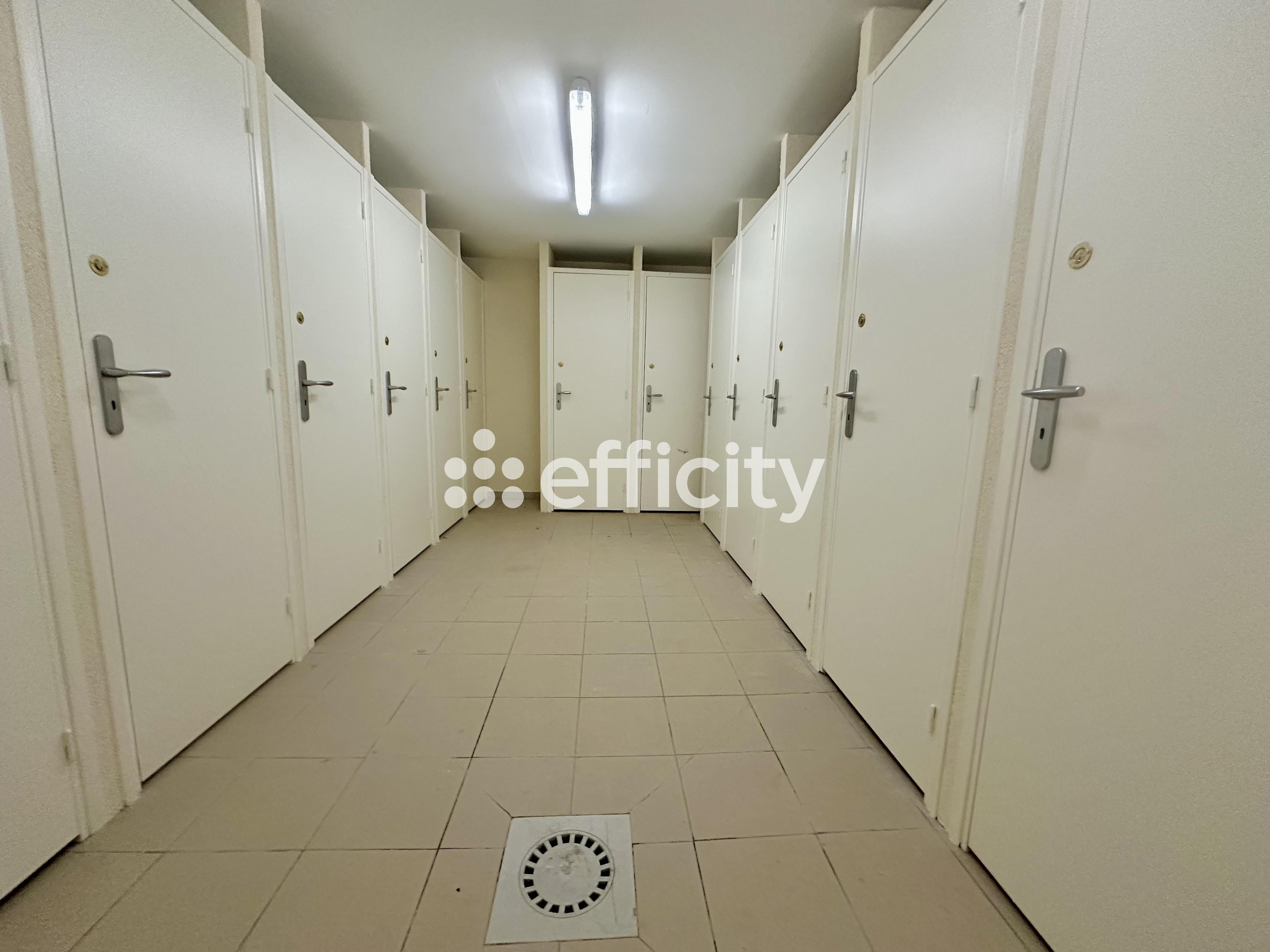 Achat immobilier Appartement 5 pièces  102m2 à Saint-Étienne-de-Tinée (06660) - Photo n°24